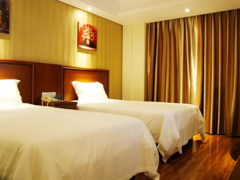Bed in GreenTree Inn Anhui Chuzhou World Trade Plaza Longpan Express Hotel
