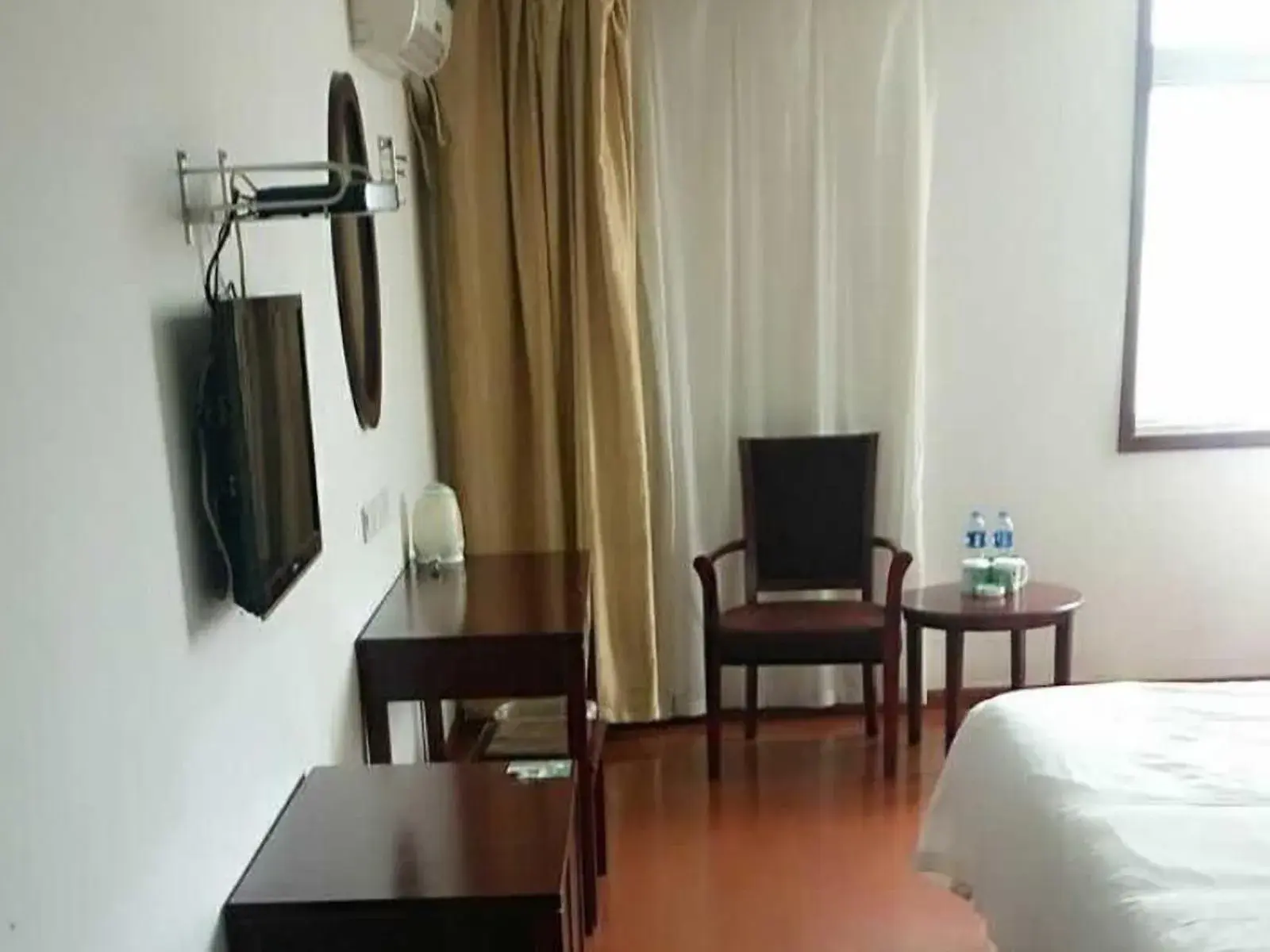 Bed in GreenTree Inn Anhui Huainan Liulizhan Express Hotel Bed in GreenTree Inn Anhui Huainan Liulizhan Express Hotel