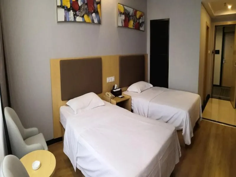 Bed in GreenTree Inn AnHui FuYang Railway StationW) XiangYang Road Business Hotel
