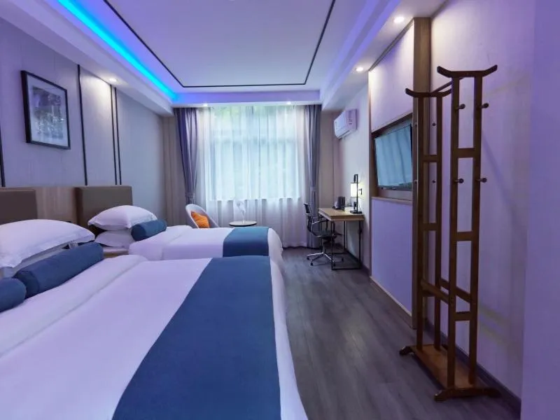 Bed in GreenTree Inn Huangshan TangKou Beauty Spot South Gate Transfer Center Business Hotel