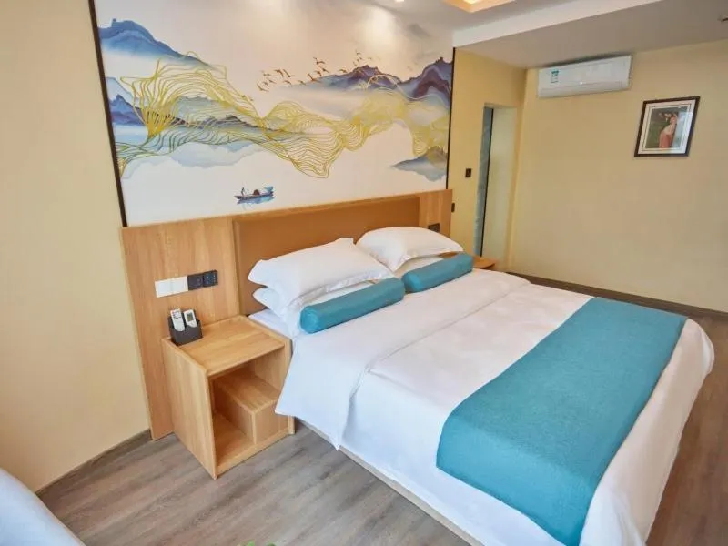 Bed in GreenTree Inn Huangshan TangKou Beauty Spot South Gate Transfer Center Business Hotel