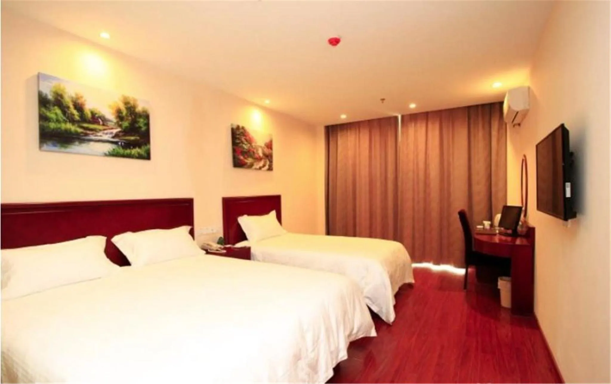 Bed in GreenTree Inn ShanDong RiZhao JuXian YinXing Avenue Middle ShanDong Road Business Hotel