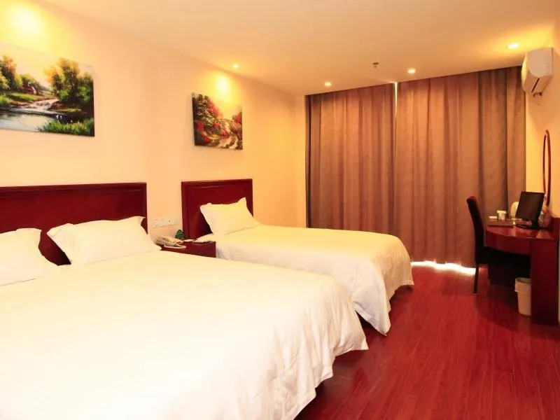 Bed in GreenTree Inn ShanDong RiZhao JuXian YinXing Avenue Middle ShanDong Road Business Hotel