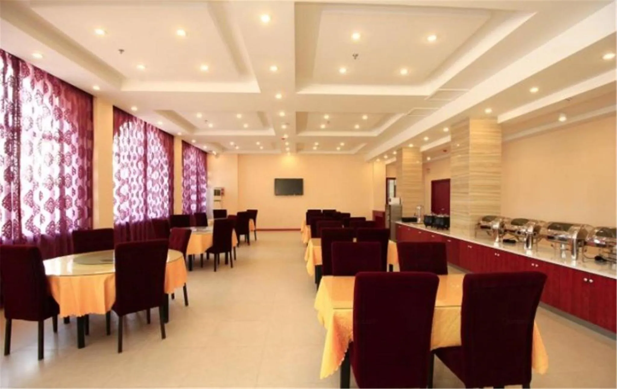 Restaurant/places to eat in GreenTree Inn ShanDong RiZhao JuXian YinXing Avenue Middle ShanDong Road Business Hotel