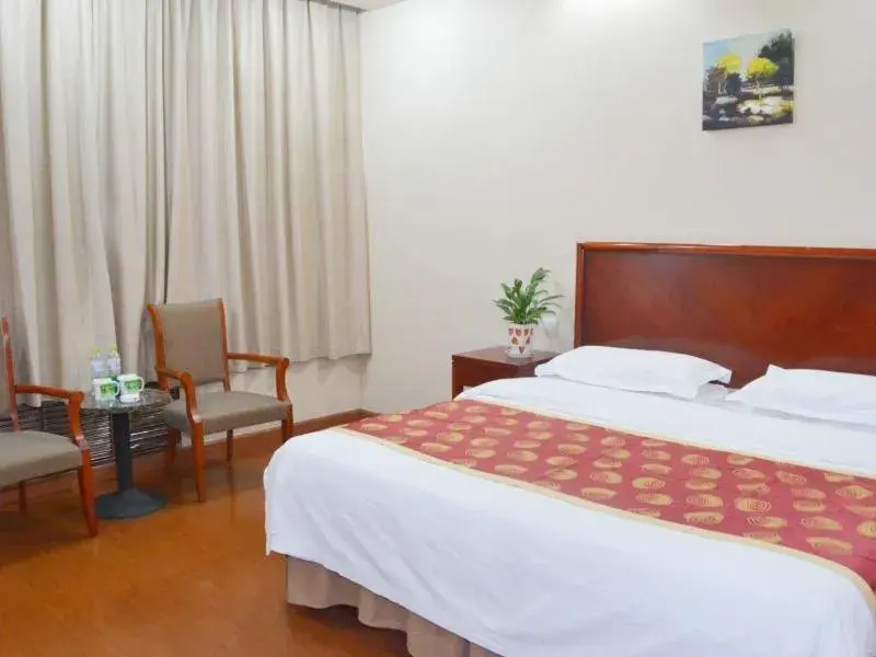 Bed in GreenTree Inn ShanDong LaiWu West LaiWu Road Express Hotel Bed in GreenTree Inn ShanDong LaiWu West LaiWu Road Express Hotel