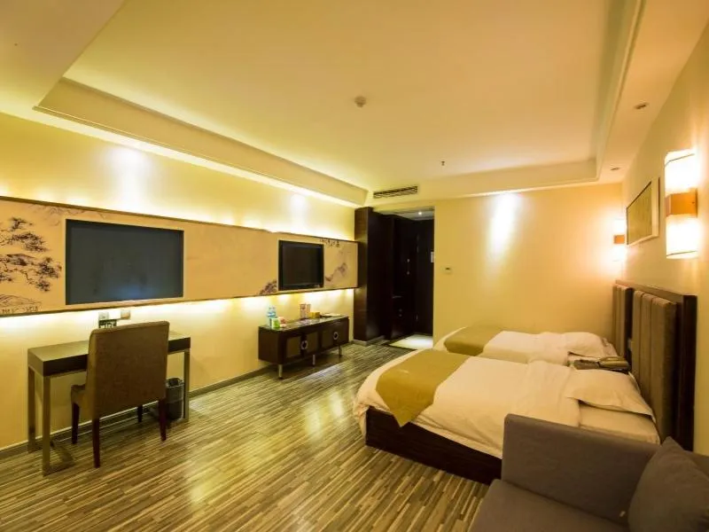GreenTree Inn Jiangxi Yingtan Jiaotong Road Central Square Business Hotel