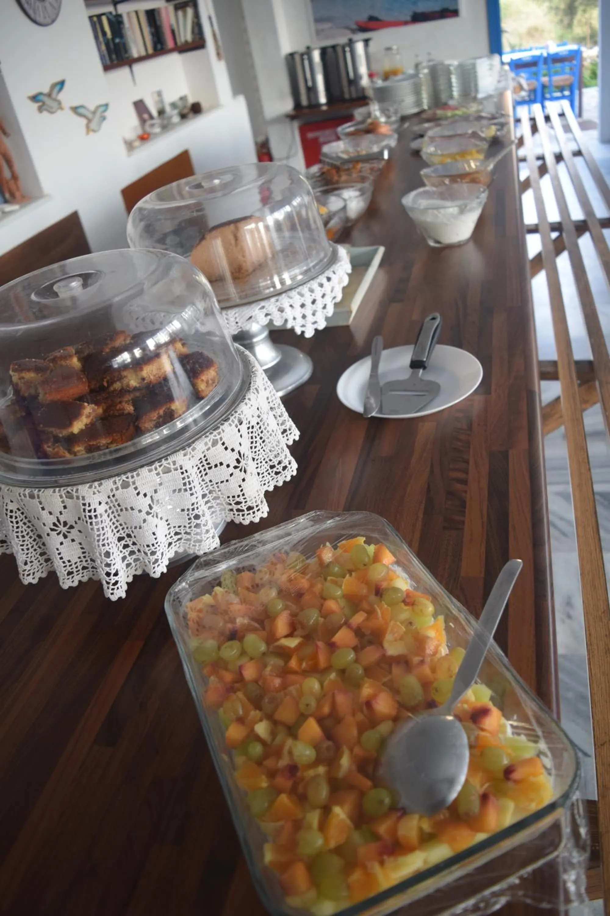 Breakfast in Kouros