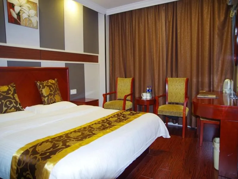 Bed in GreenTree Inn Jiangsu Wuxi Jiangyin North Huancheng Road Walking Street Express Hotel