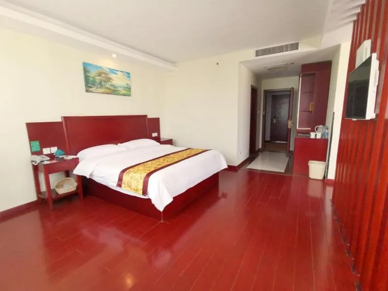 Bed in GreenTree Inn Jiangsu Suzhou Taicang Liuhe Passenger Station Express Hotel