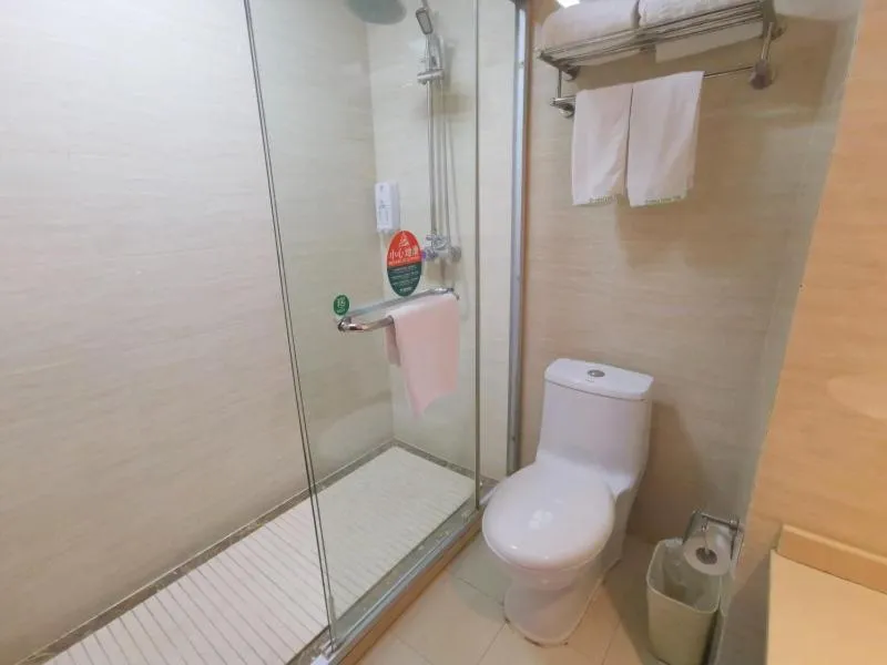 GreenTree Inn Jiangsu Suzhou Taicang Liuhe Passenger Station Express Hotel