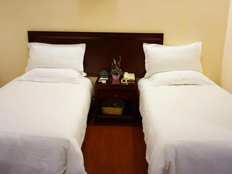 Bed in GreenTree Inn Jiangsu Suzhou International Education Zone Shihu Express Hotel