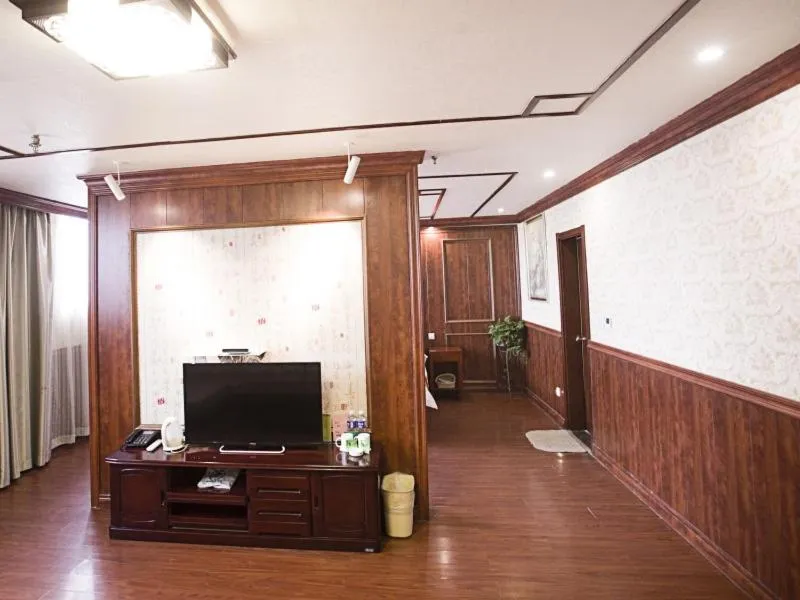 GreenTree Inn JIangSu XuZhou PeiXian Bus Station TangMu Road Business Hotel