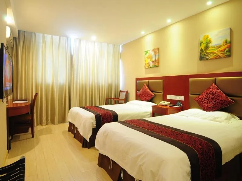 Bed in GreenTree Inn Hefei Shushan District Dashushan Subway Station