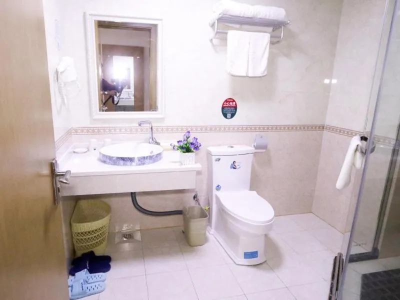 GreenTree Inn ZheJiang JiaXing West ZhongShan Road Vintage Car Building Express Hotel