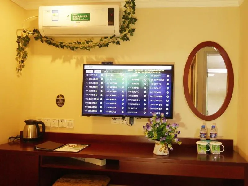 GreenTree Inn ZheJiang JiaXing West ZhongShan Road Vintage Car Building Express Hotel