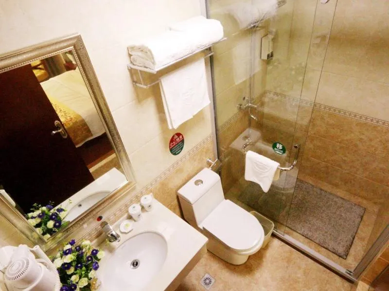 GreenTree Inn ZheJiang JiaXing West ZhongShan Road Vintage Car Building Express Hotel