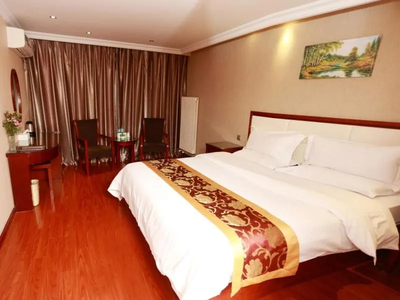 GreenTree Inn Jinan Gaoxin District International Convention Centre Business Hotel