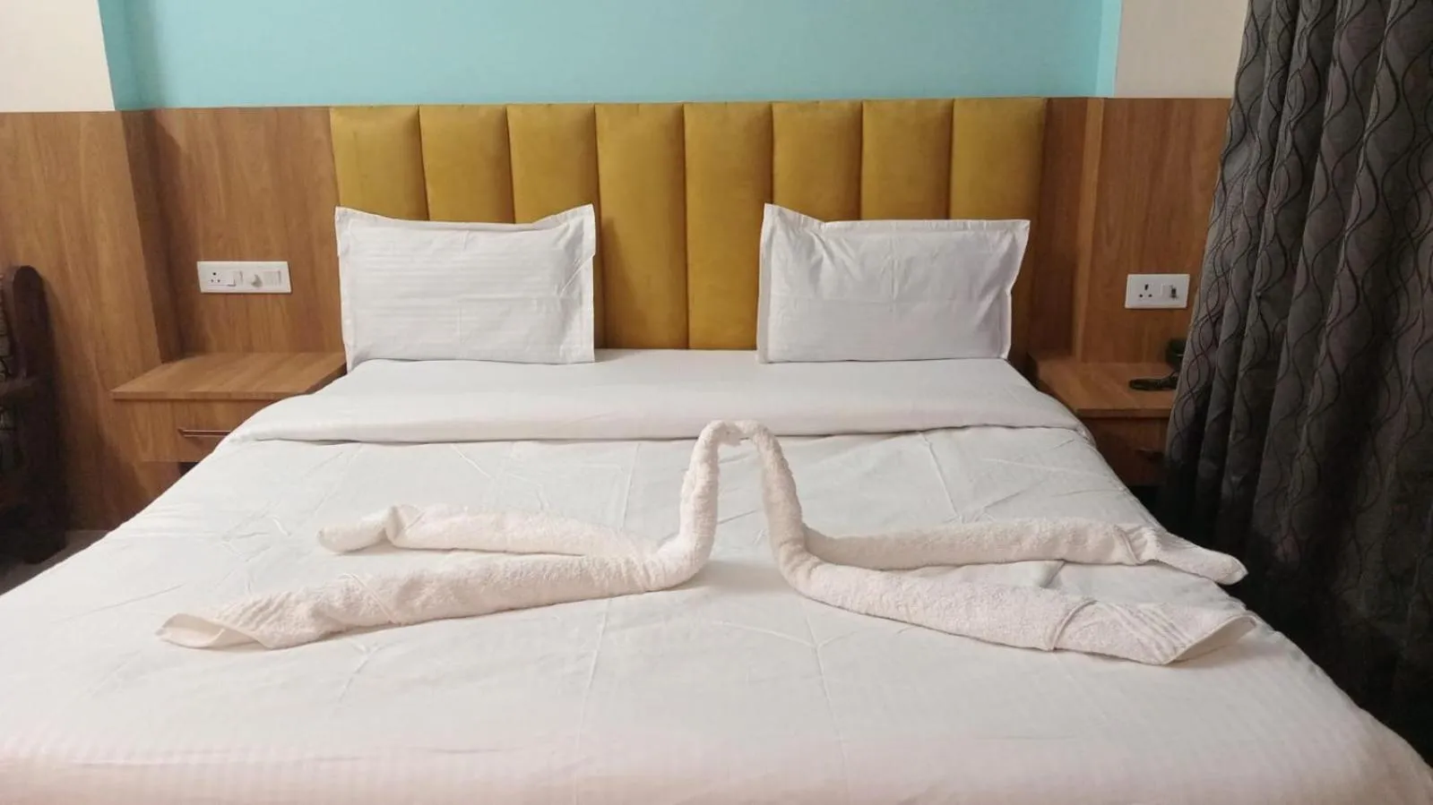 Bed in Hotel Ravi Vinay