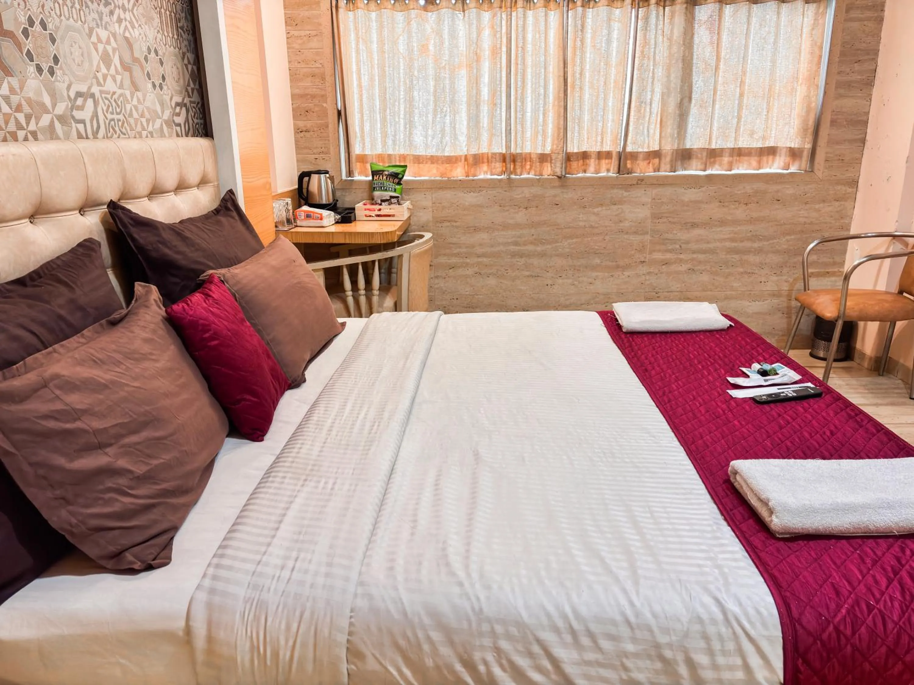 Bed in Hotel Neelkamal