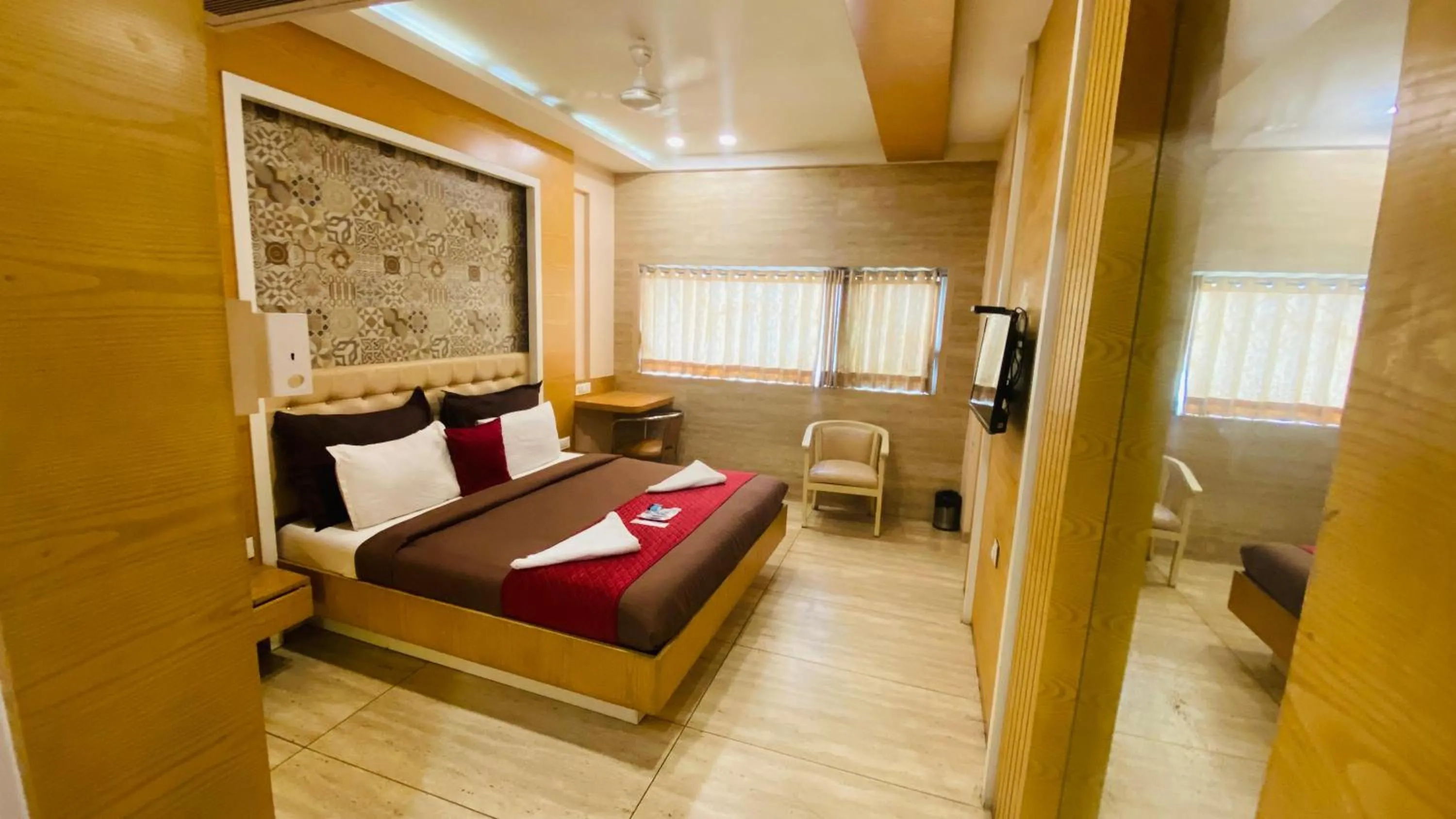 Bed in Hotel Neelkamal