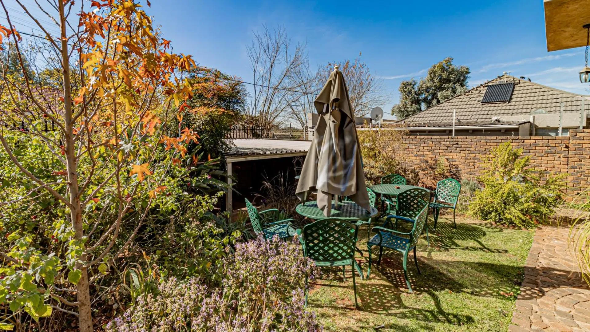 Garden in B&B on 8th Avenue