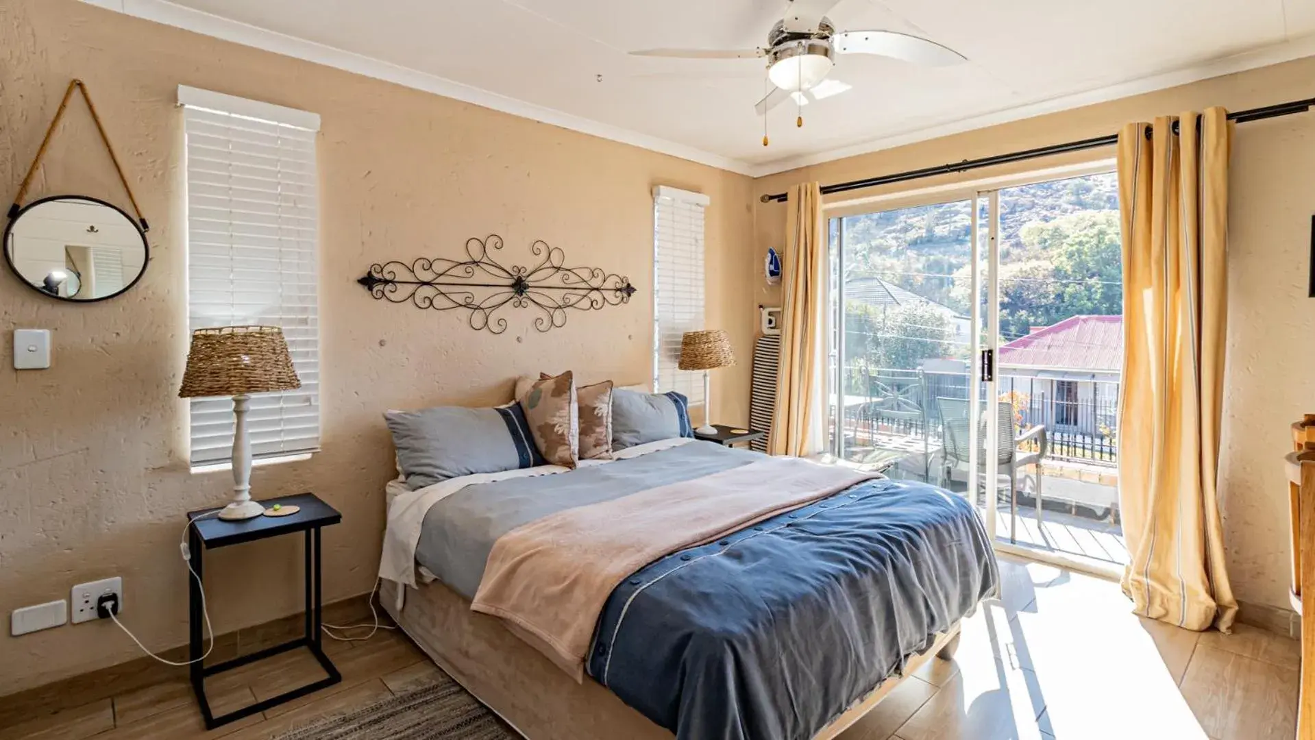 Double Room - single occupancy in B&B on 8th Avenue Double Room - single occupancy in B&B on 8th Avenue