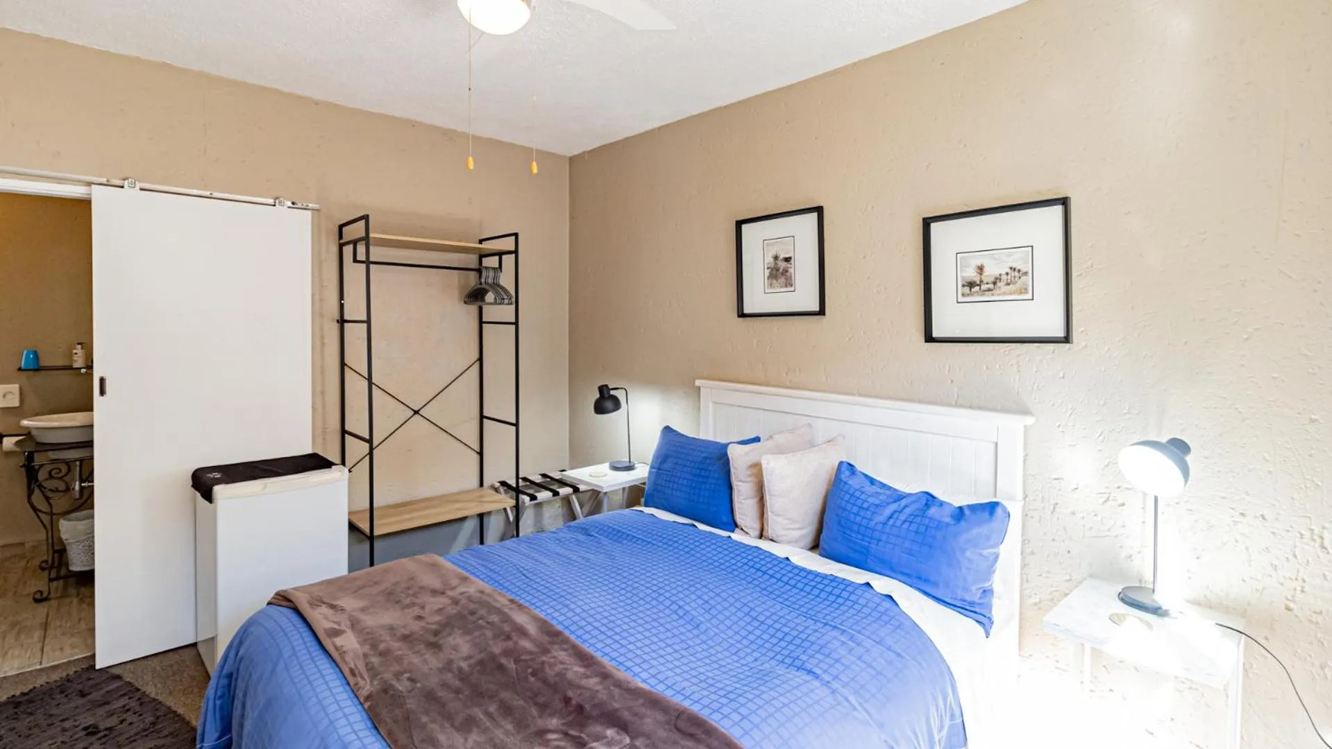 Bedroom, Bed in B&B on 8th Avenue