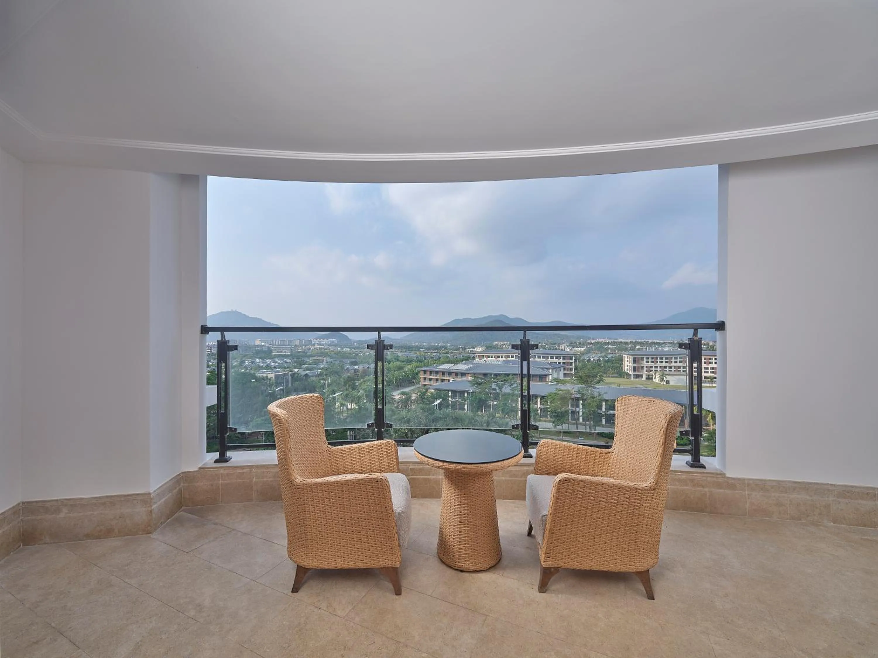 King Guest Room with Balcony in Doubletree By Hilton Sanya Bay