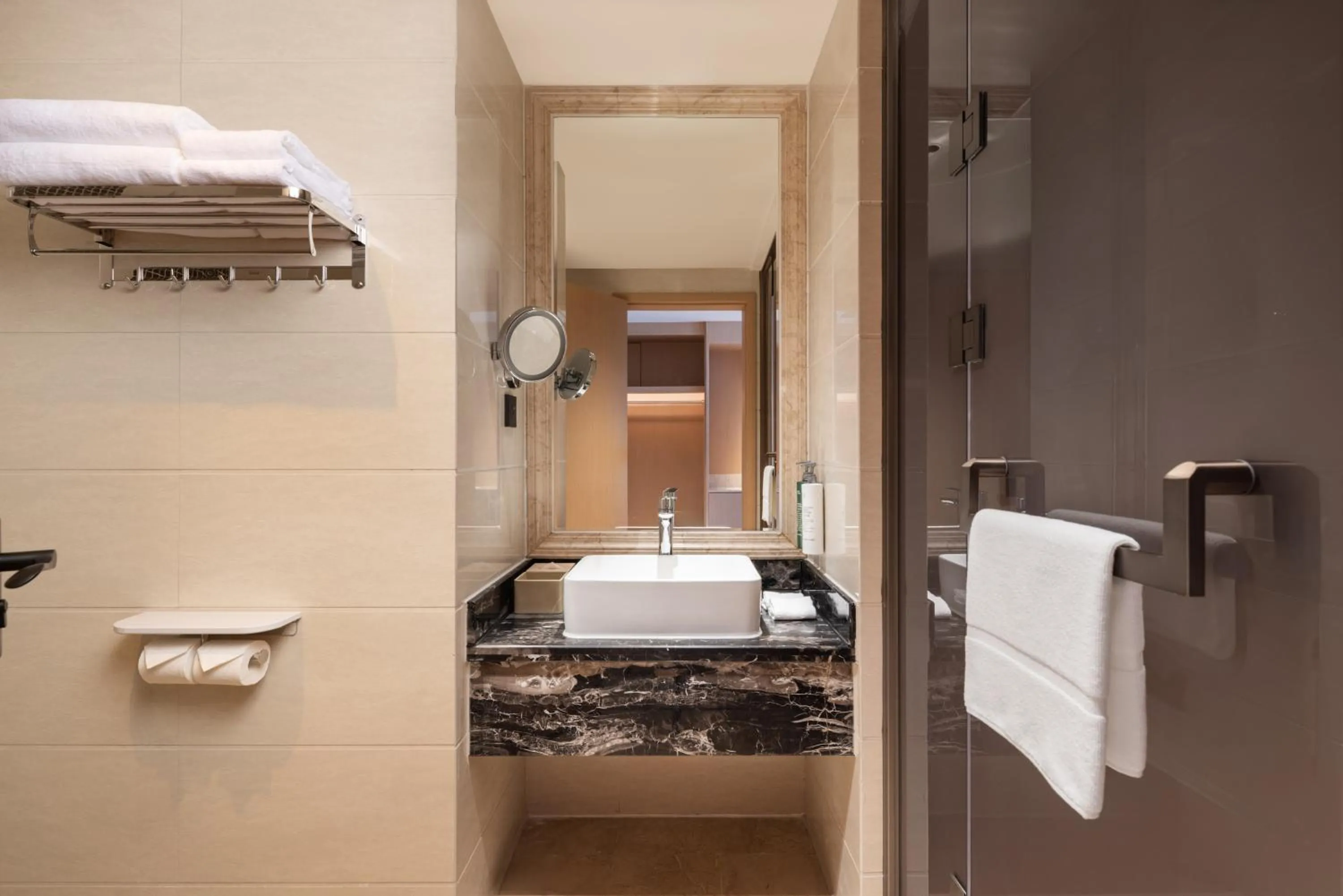 King Guest Room in Hilton Garden Inn Dongguan Wanjiang Jiangjing Road