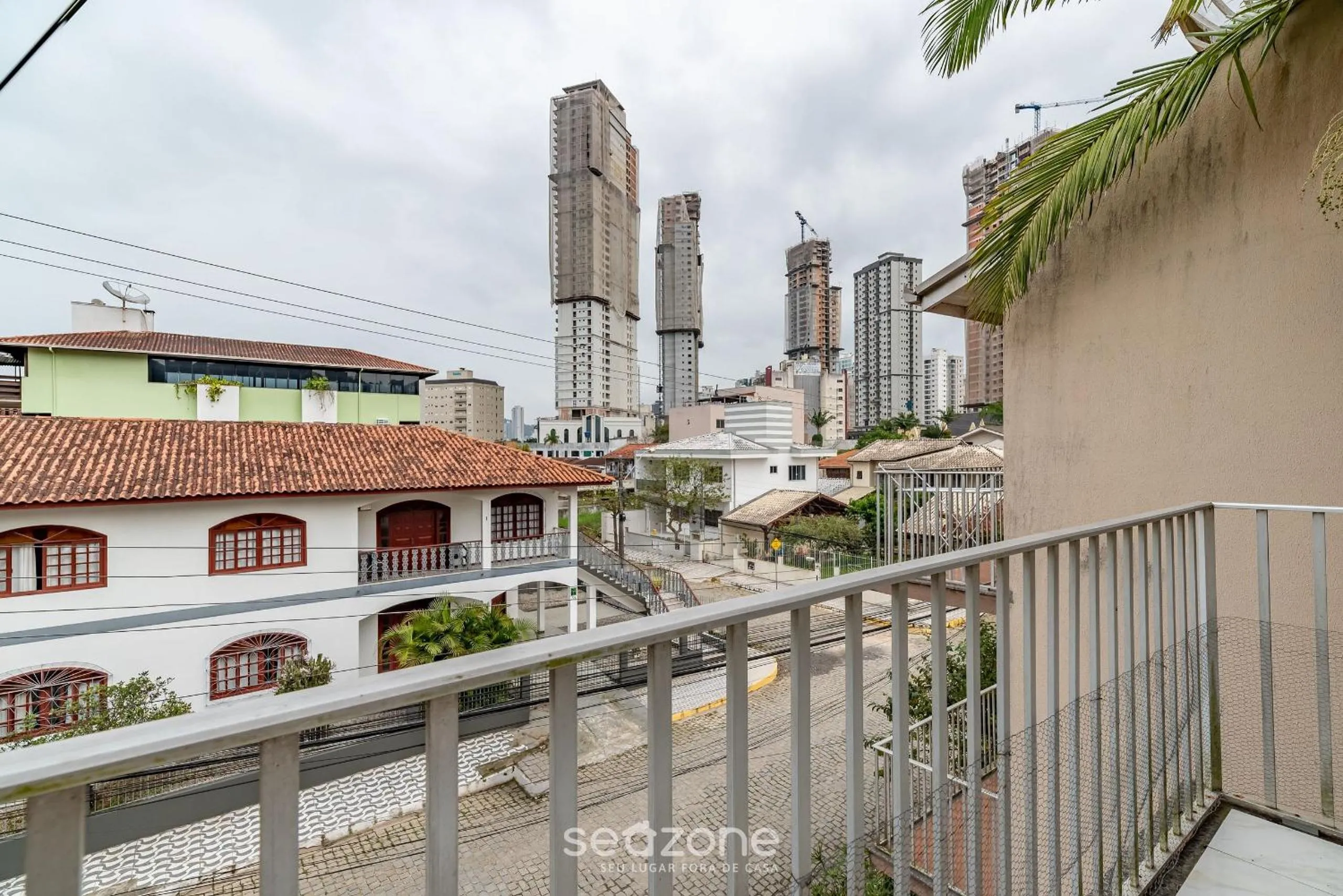 Balcony/Terrace in Apto 2Q a 260m da praia do Canto - Itapema RTL0302