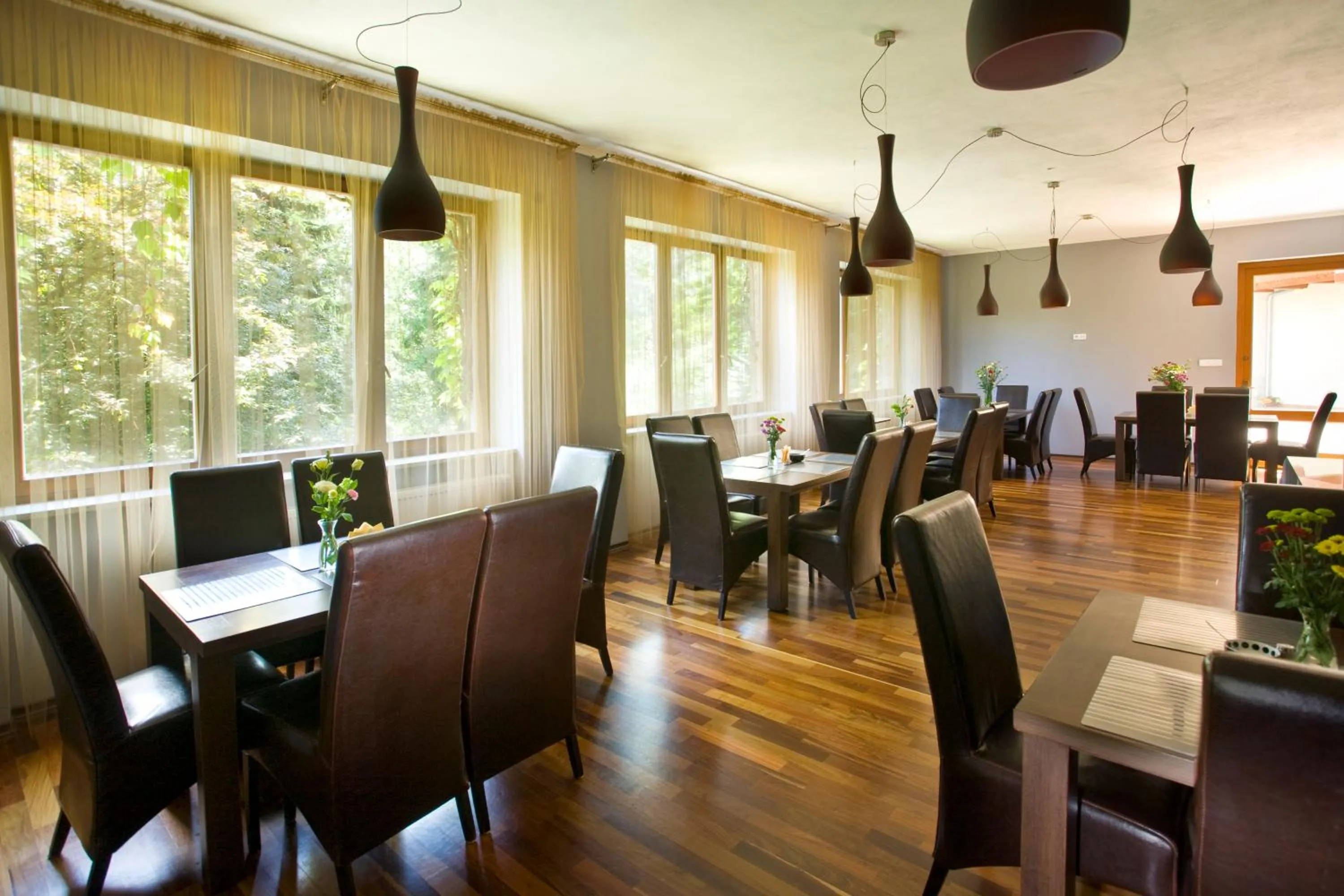 Restaurant/places to eat in Willa Zameczek