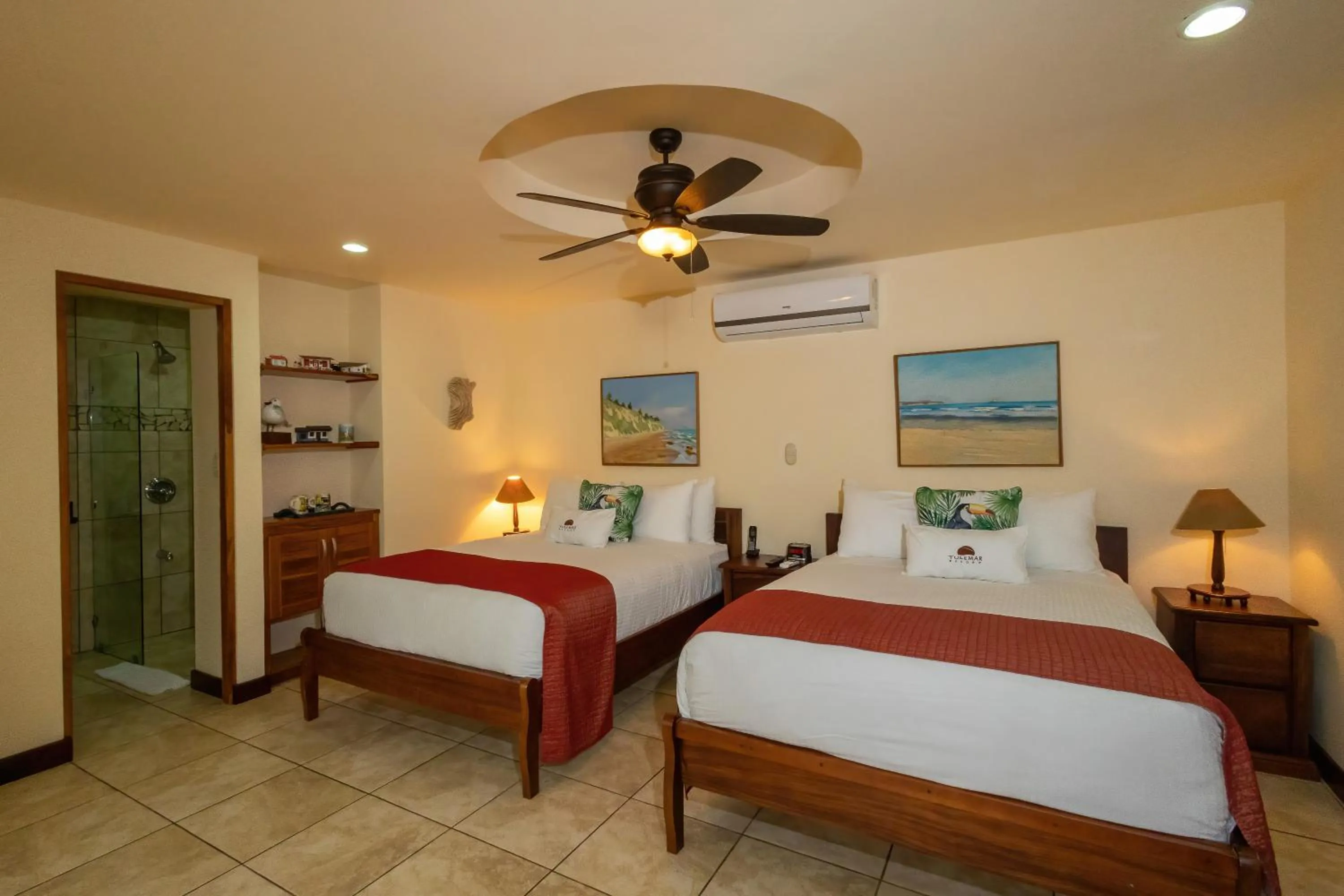 Bedroom, Bed in Tulemar Resort