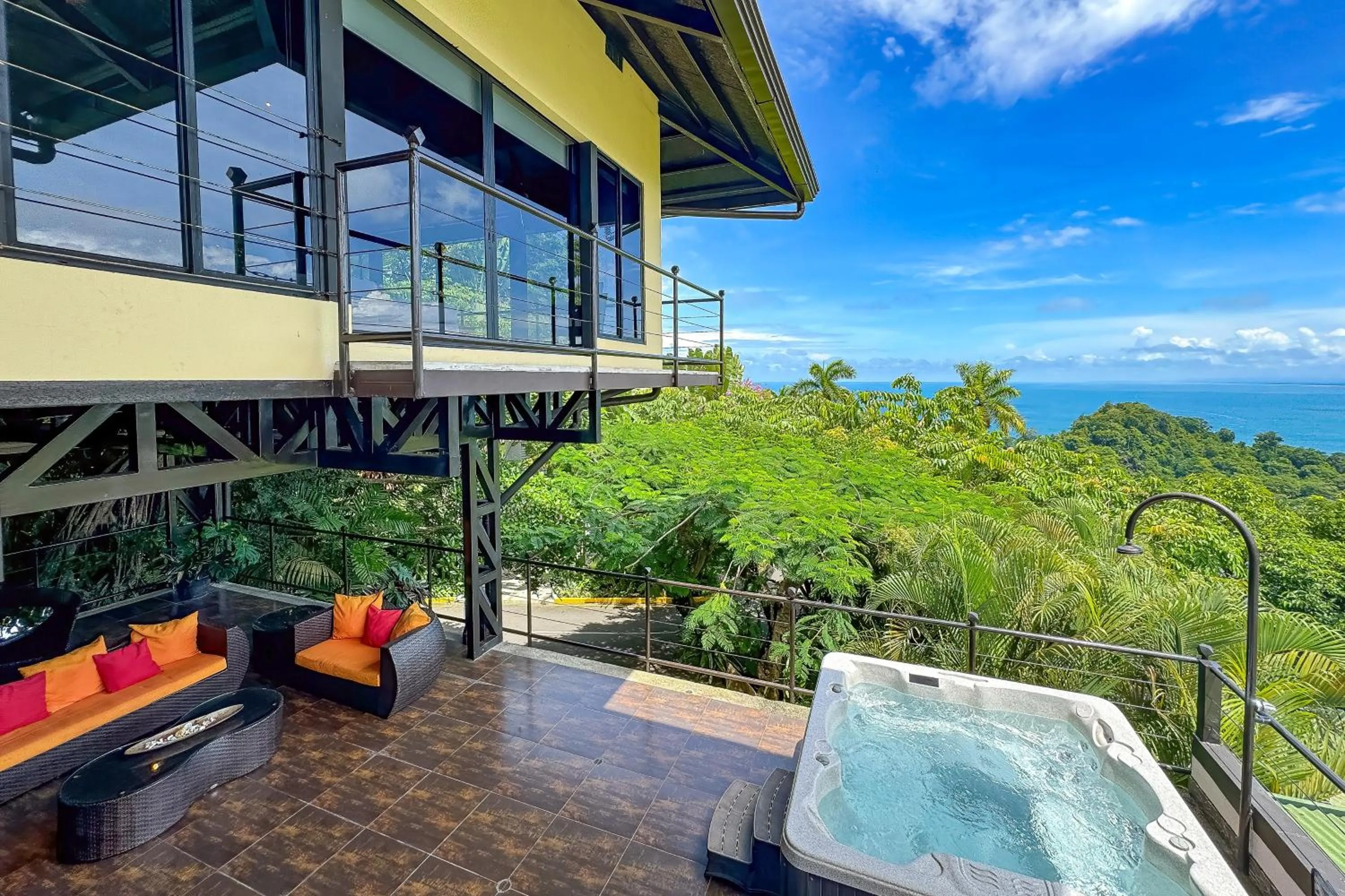 Hot Tub in Tulemar Resort