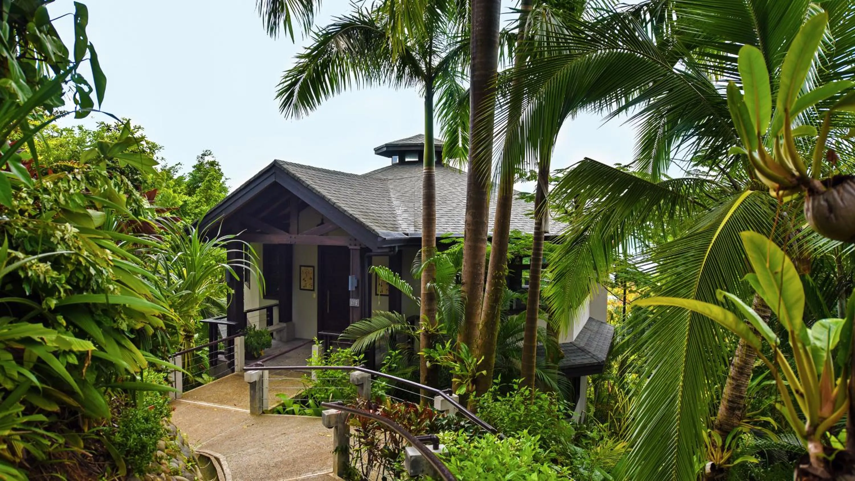 Photo of the whole room in Tulemar Resort