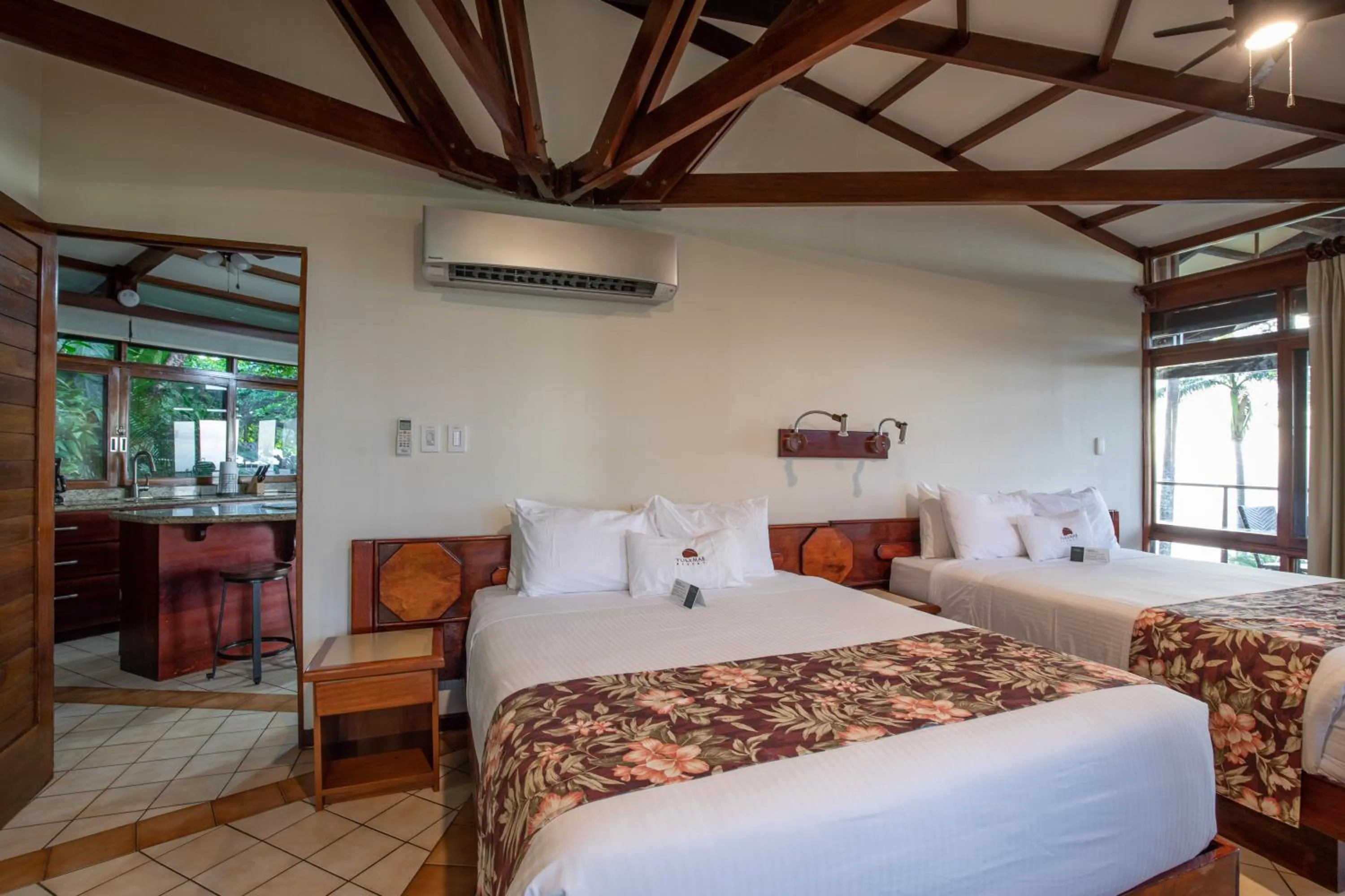 Bedroom, Bed in Tulemar Resort