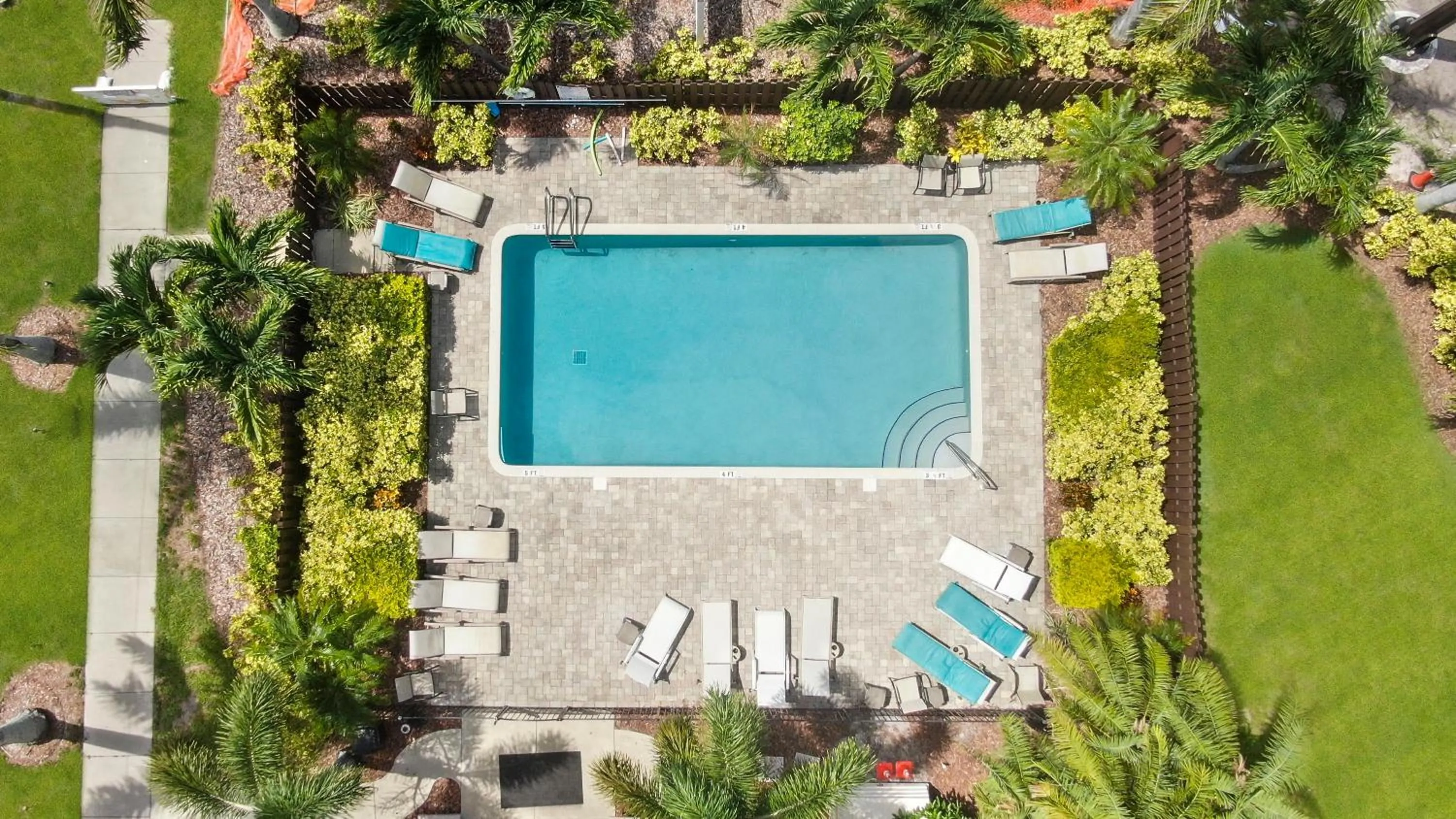 Pool view in Crystal Bay Historic Hotel