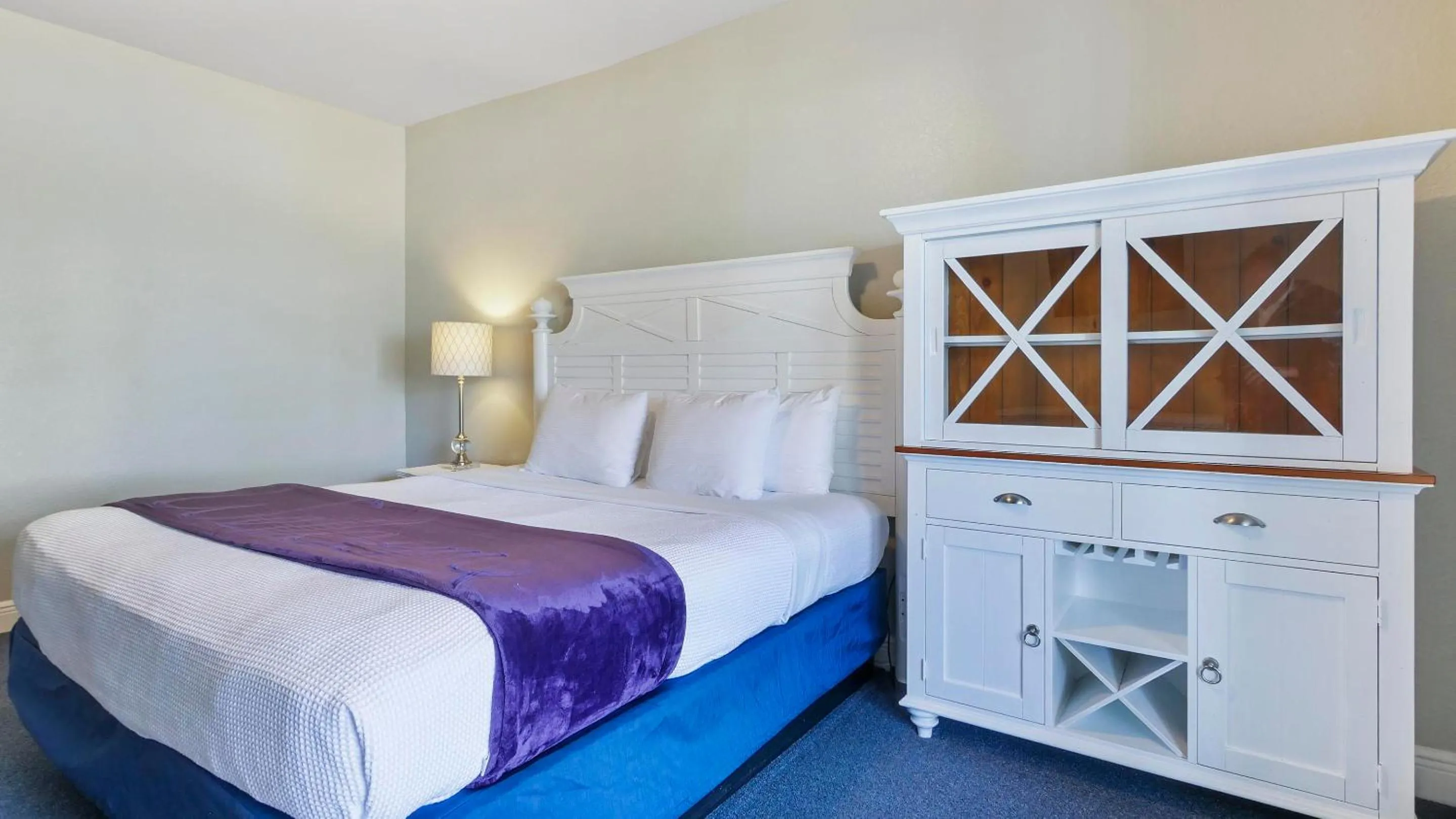 Bed in Crystal Bay Historic Hotel