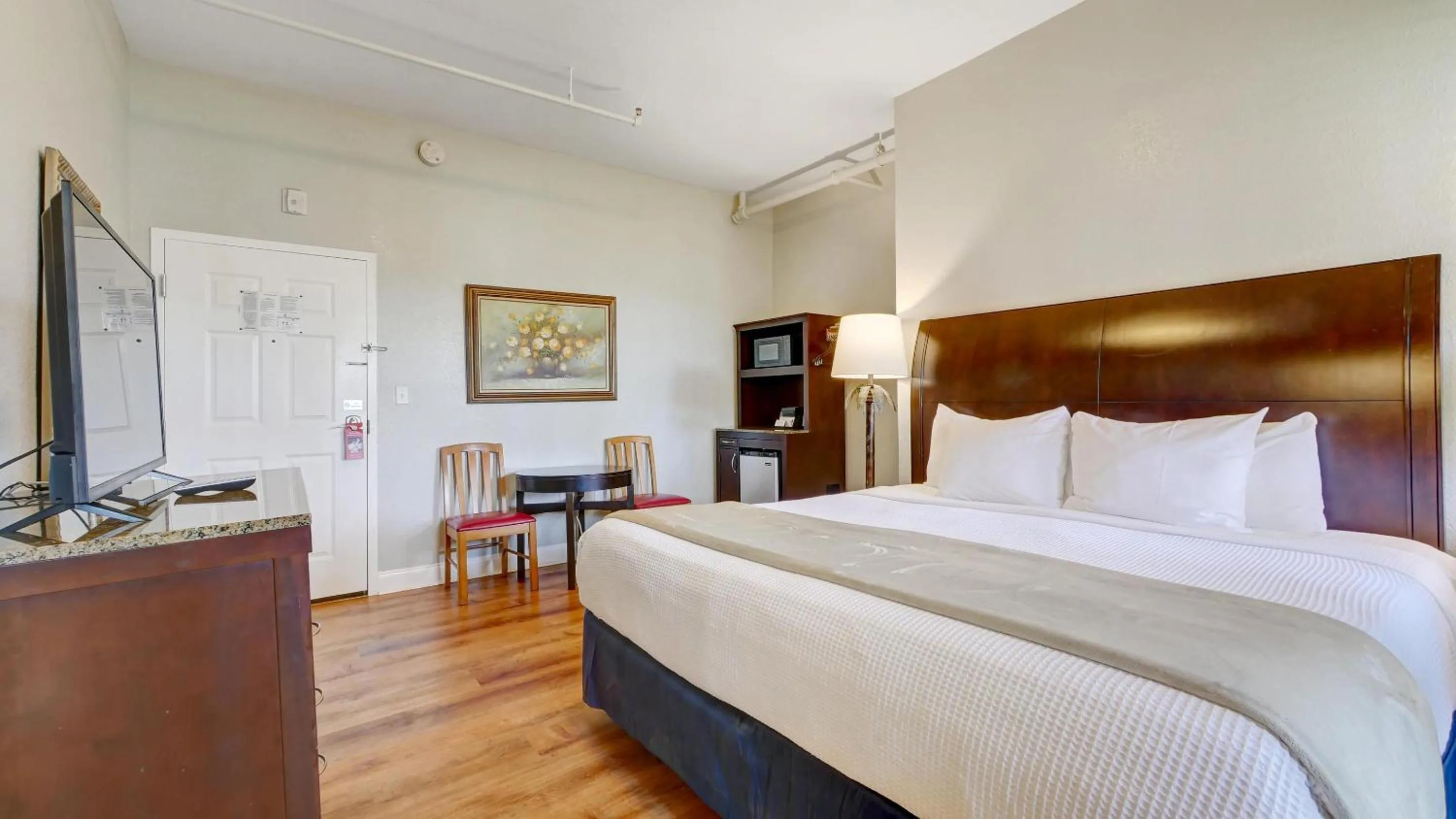 View (from property/room), Bed in Crystal Bay Historic Hotel