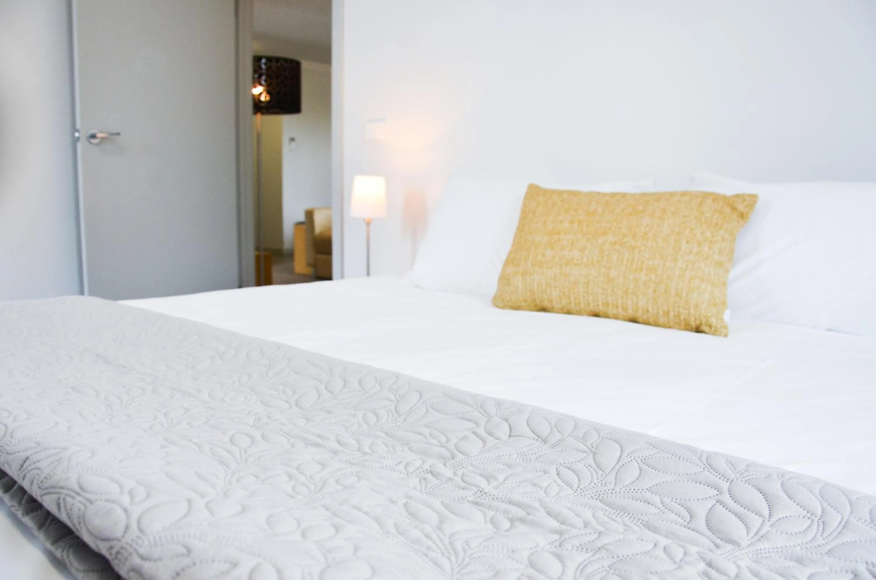 Bed in Mansfield Apartments