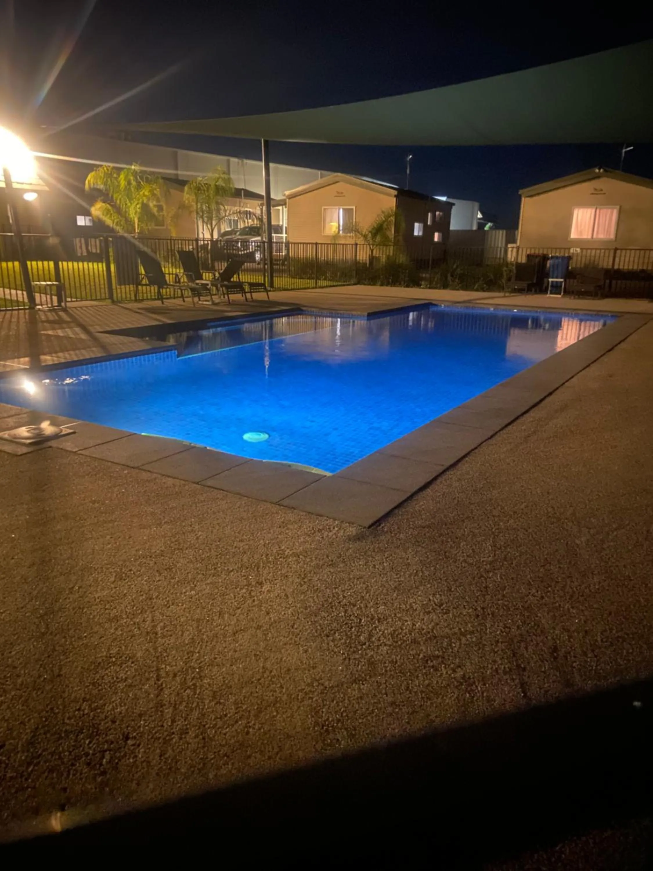 Swimming pool in Riverside Cabin Park