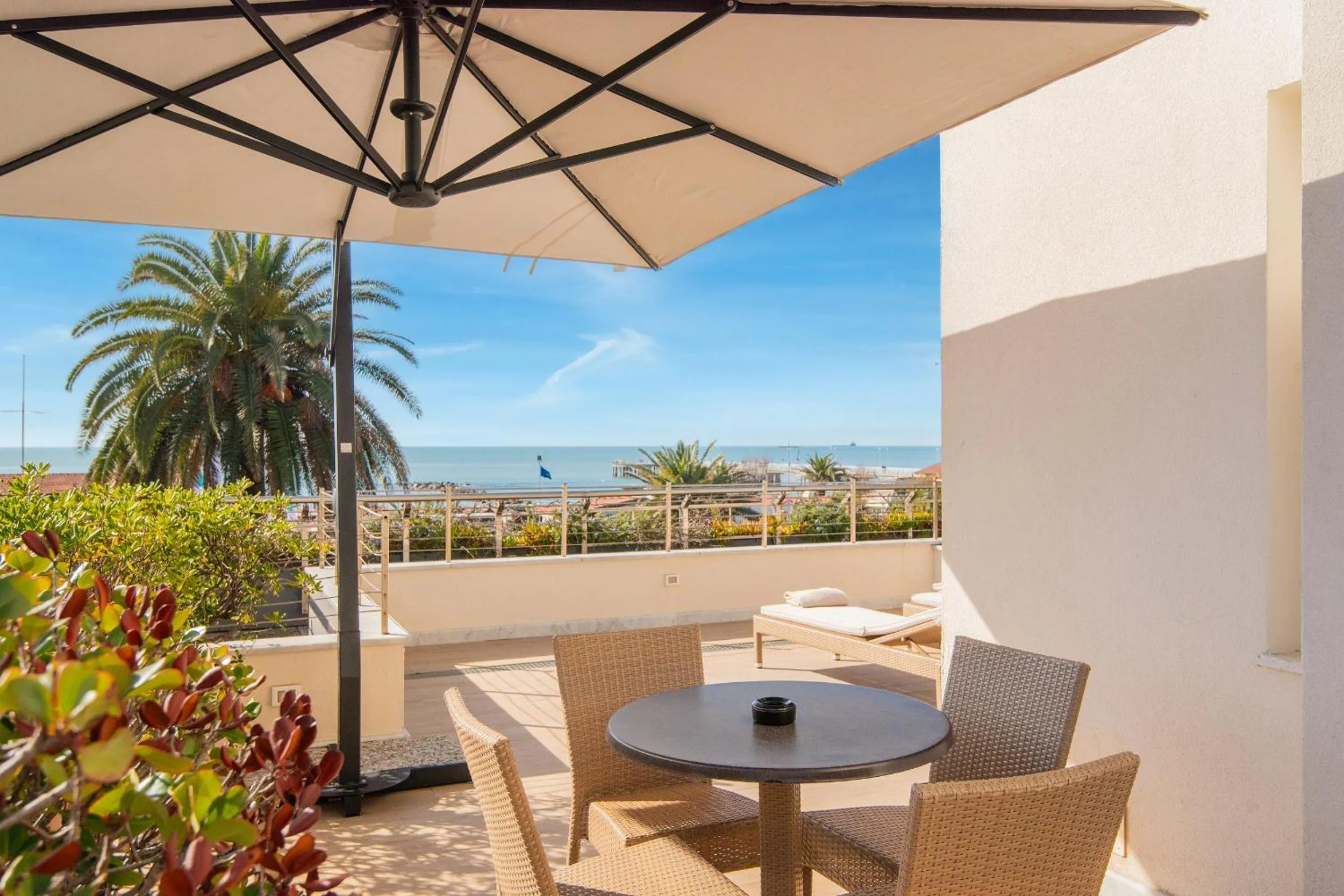 Balcony/Terrace in Hotel Excelsior
