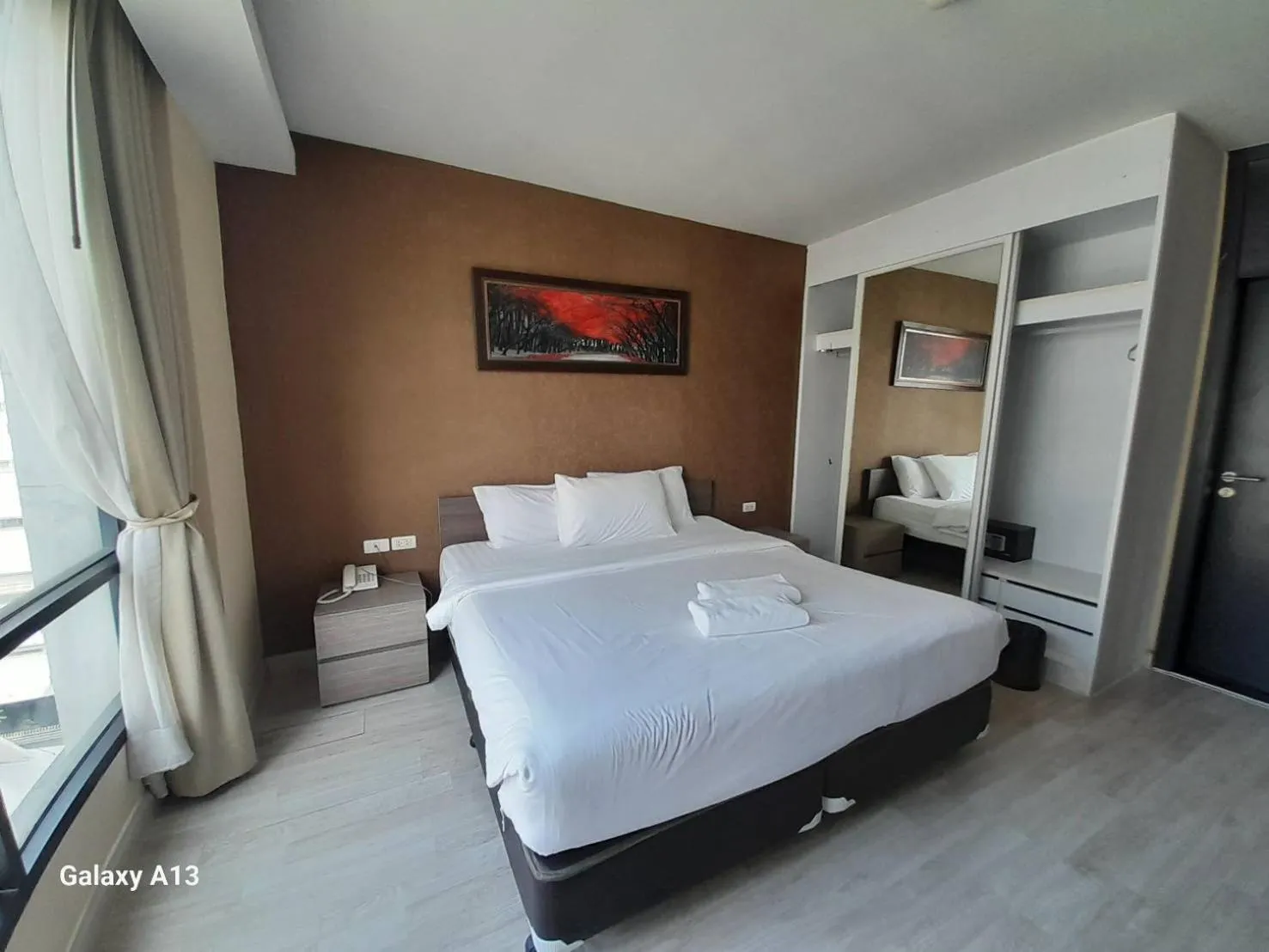 Bed in Avatar Suites Hotel - SHA Extra Plus