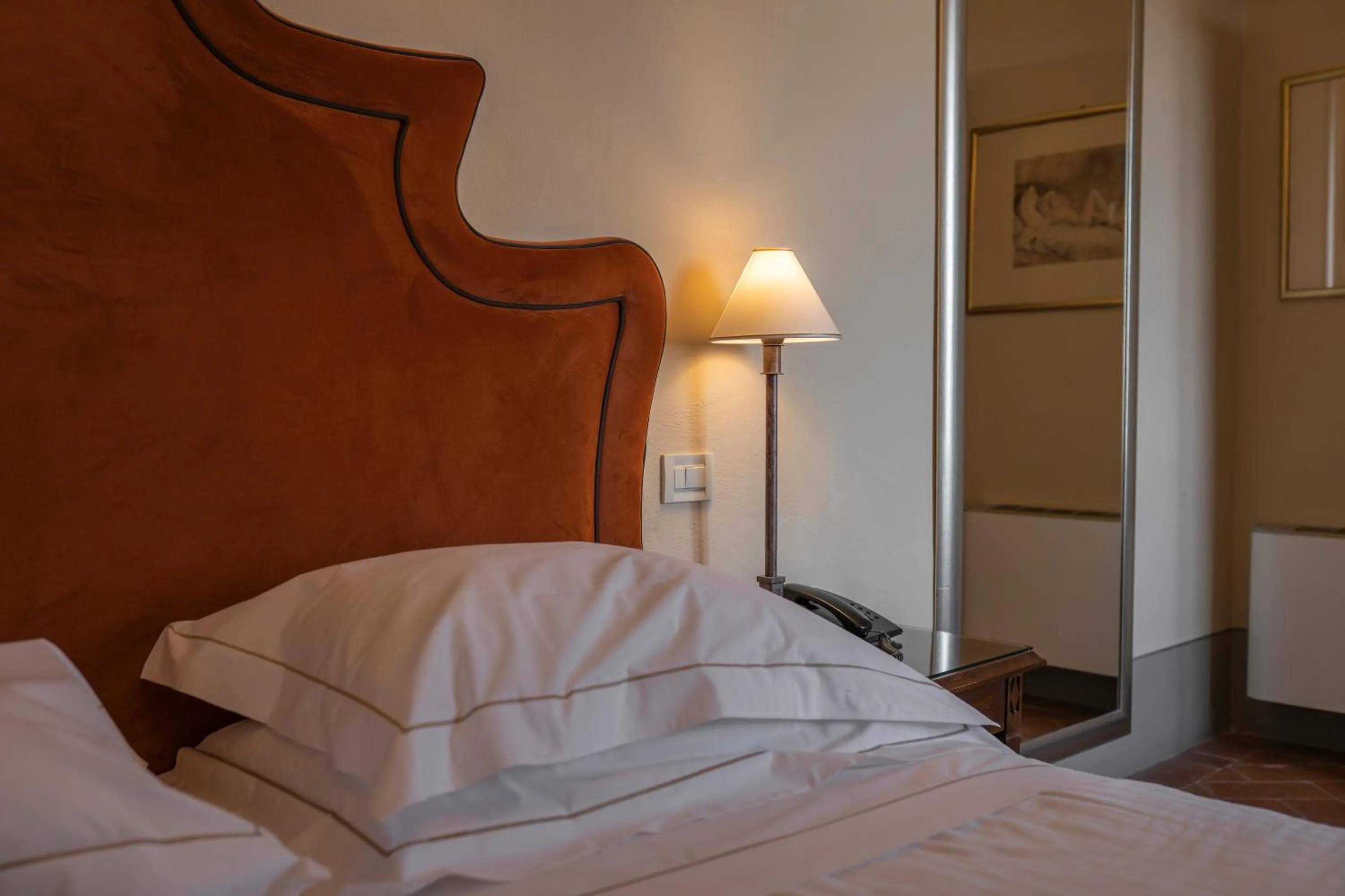 Decorative detail, Bed in Palazzo Leopoldo Dimora Storica & Spa