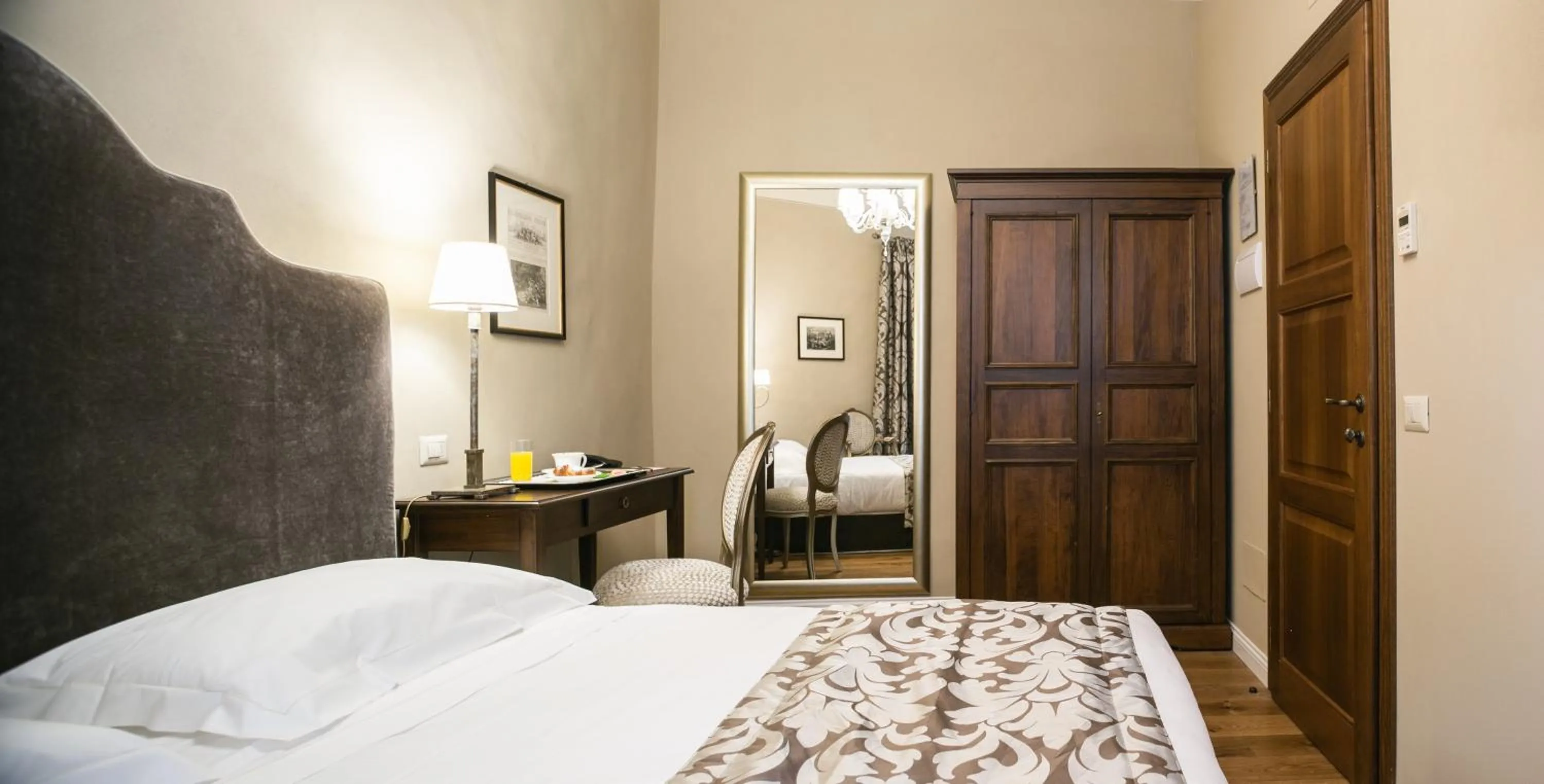 Bed in Palazzo Leopoldo Dimora Storica & Spa