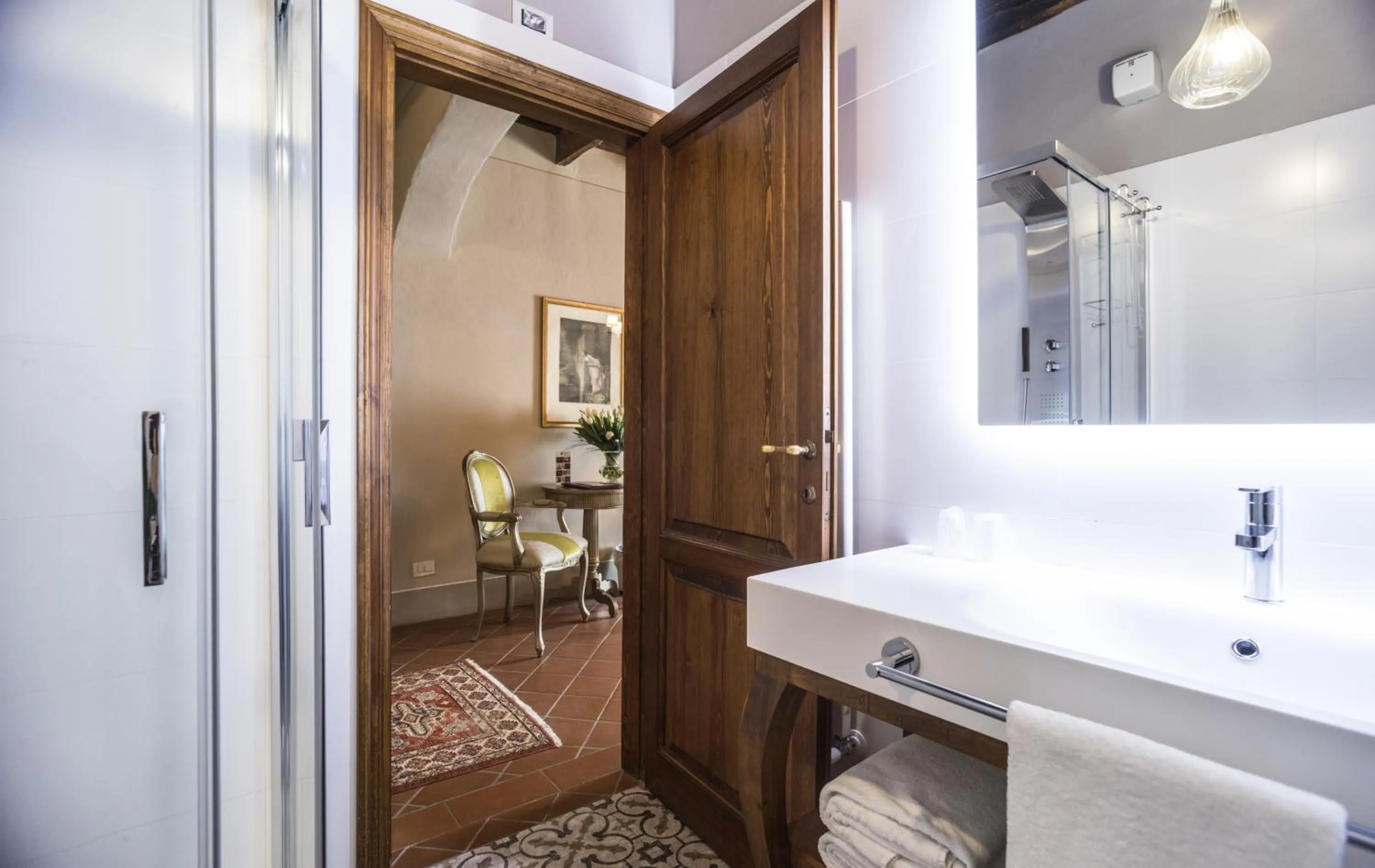 Bathroom in Palazzo Leopoldo Dimora Storica & Spa