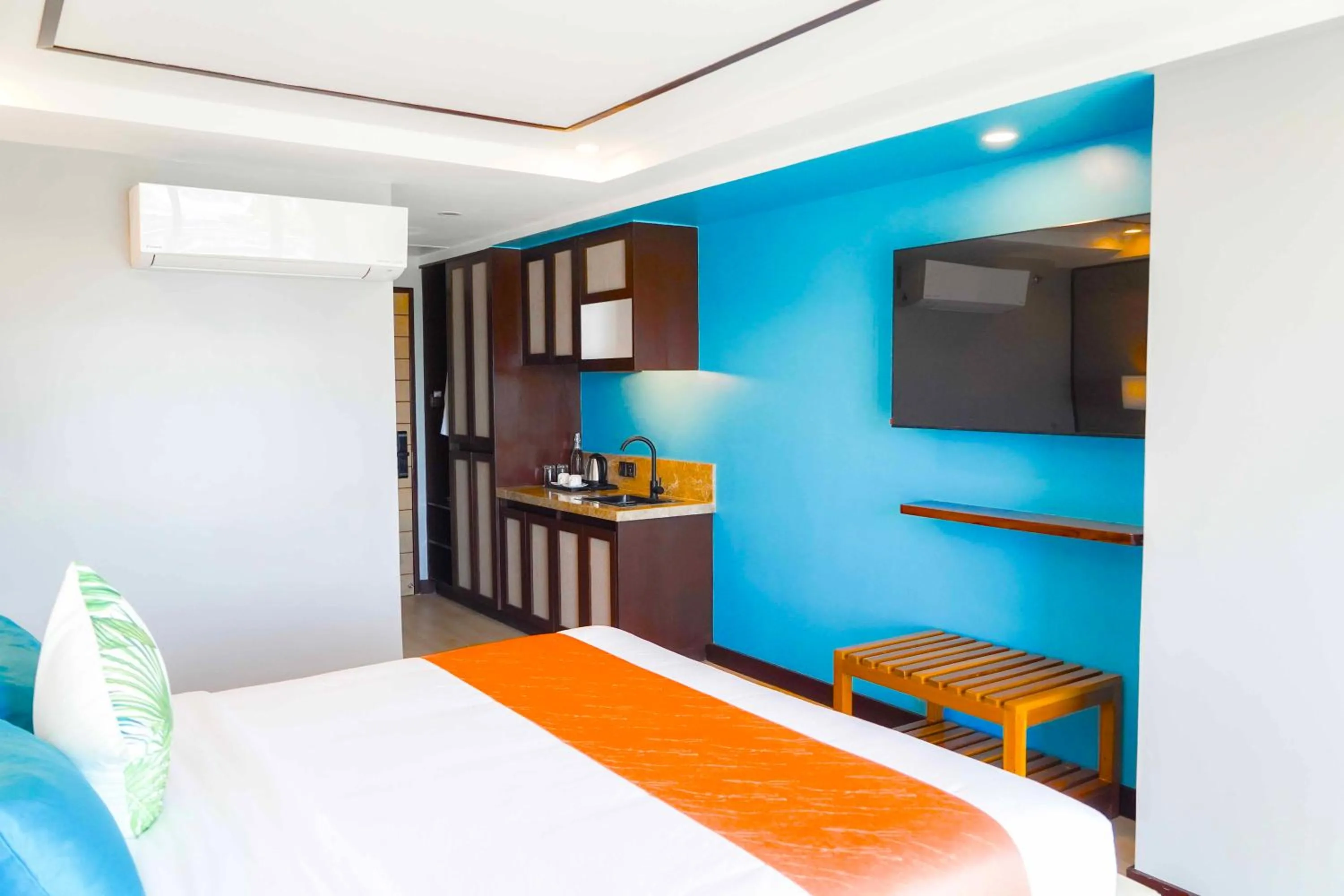 Bed in Puerto de San Juan Beach Resort Hotel and Residences