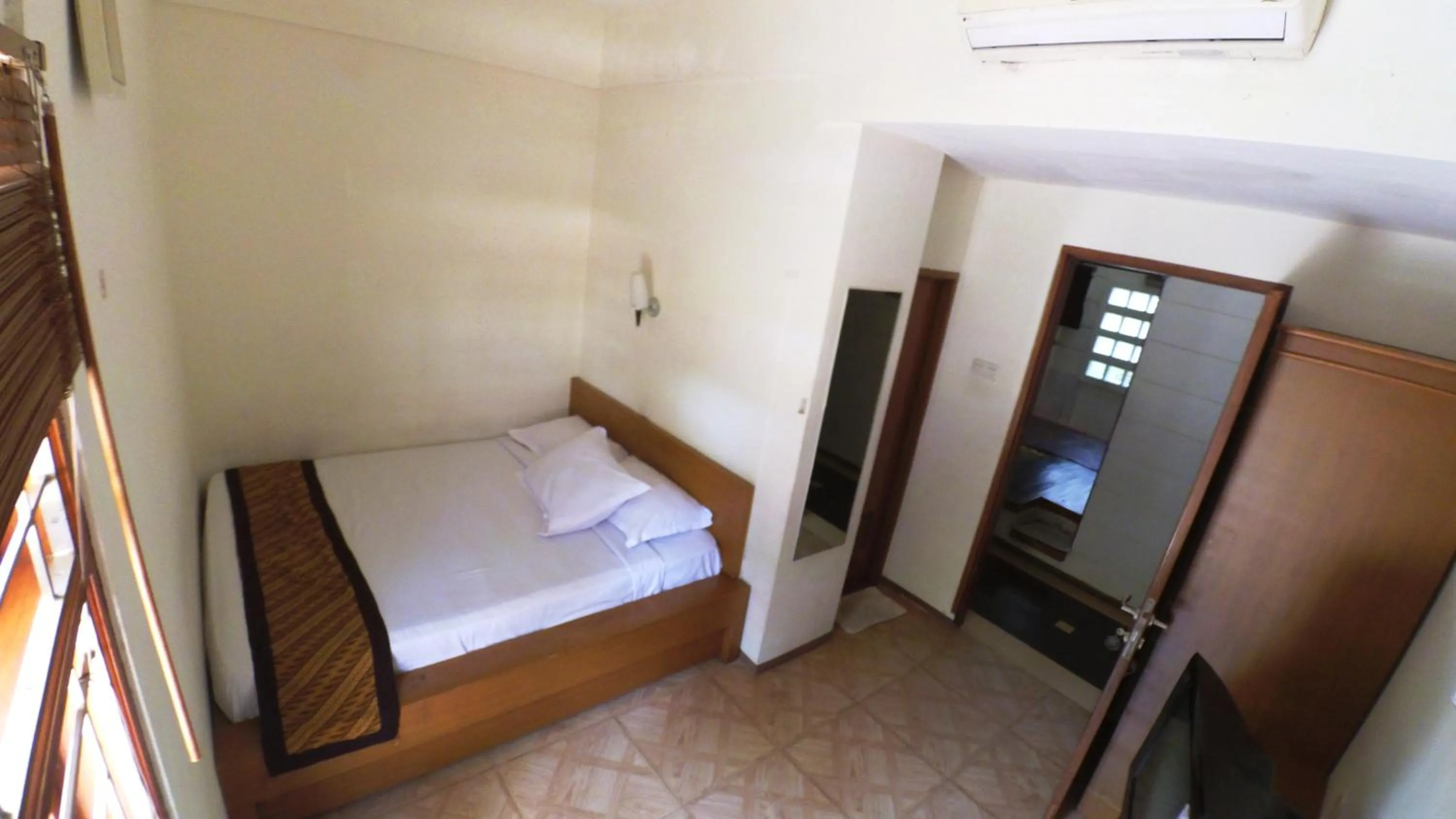 Bedroom, Bed in Rumah Tawa Hotel Syariah