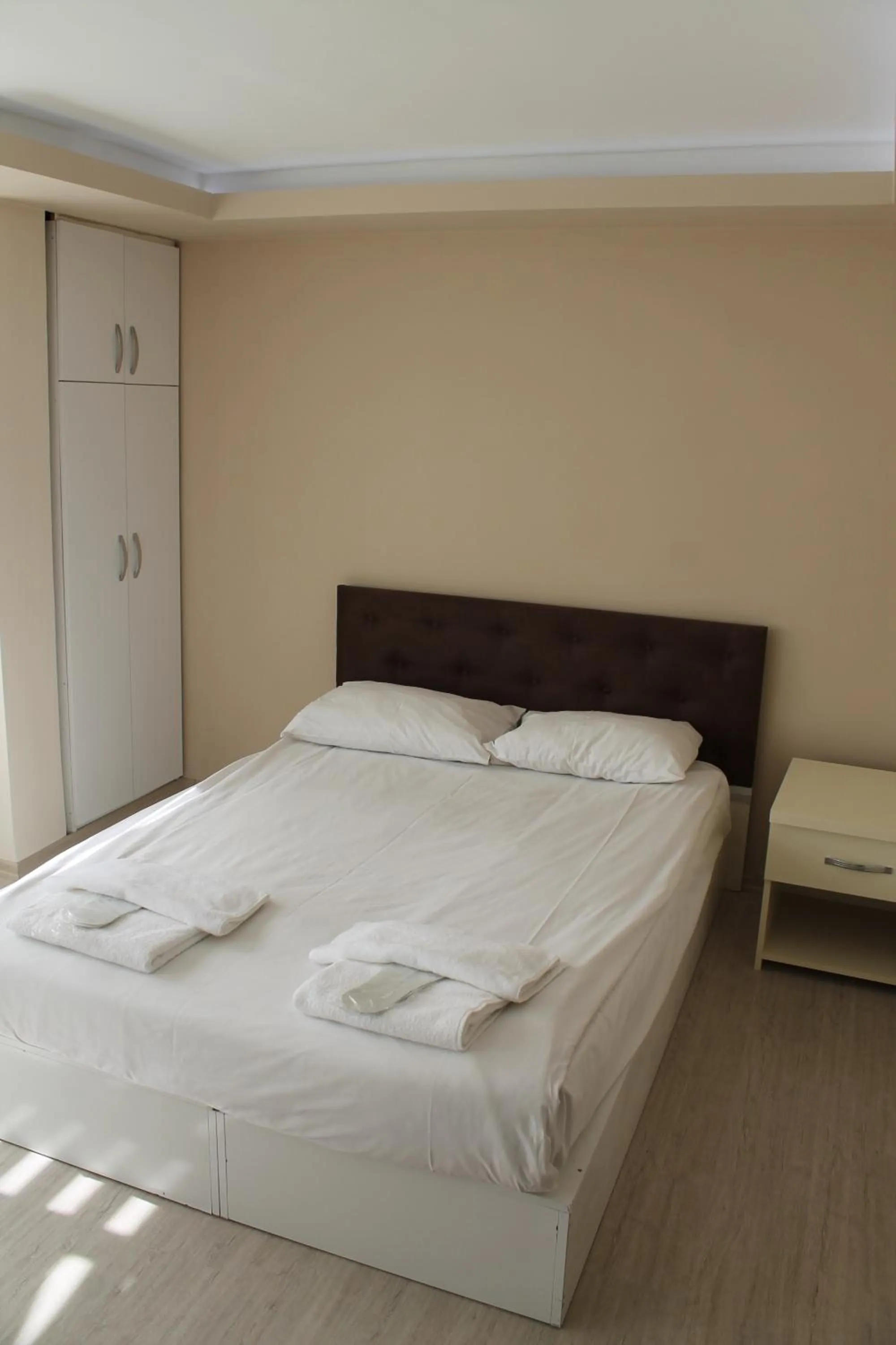 Bed in Hotel Abro Necatibey