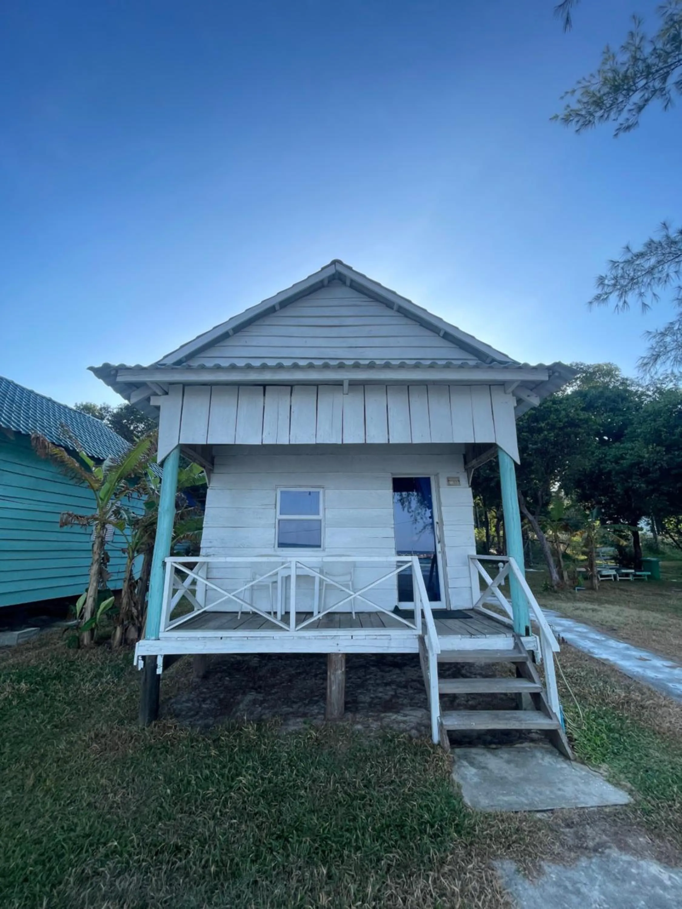 Property building in Sandy Beach Bungalows by EHM