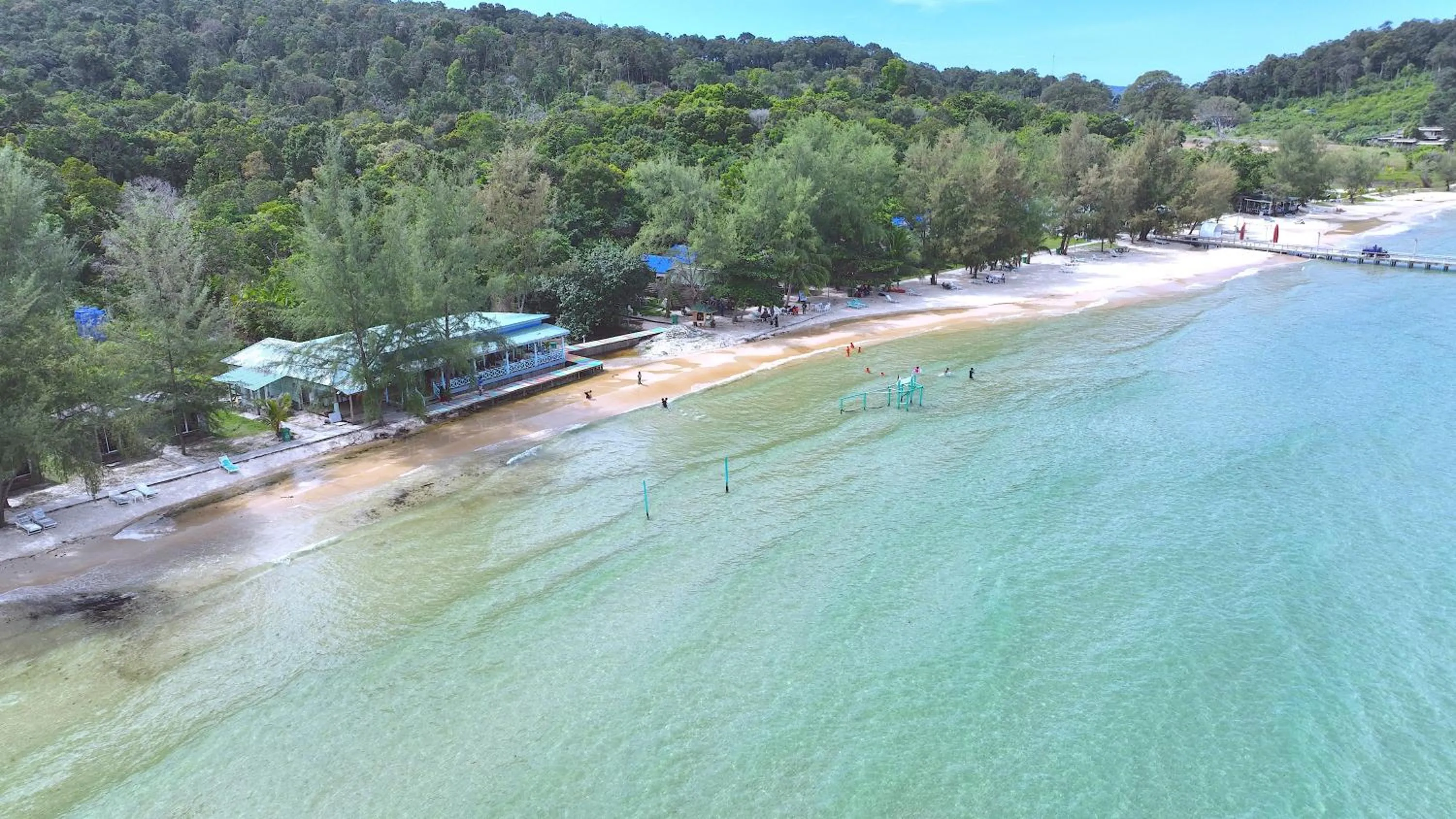 Bird's eye view in Sandy Beach Bungalows by EHM